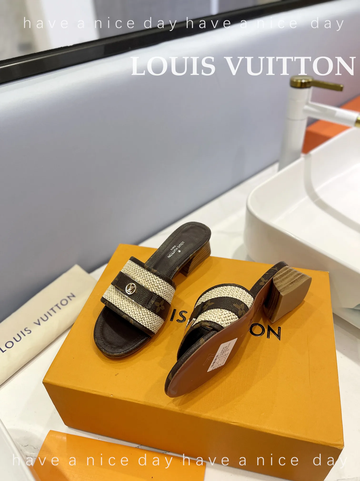 Сандалии Женские Louis Vuitton 9623587