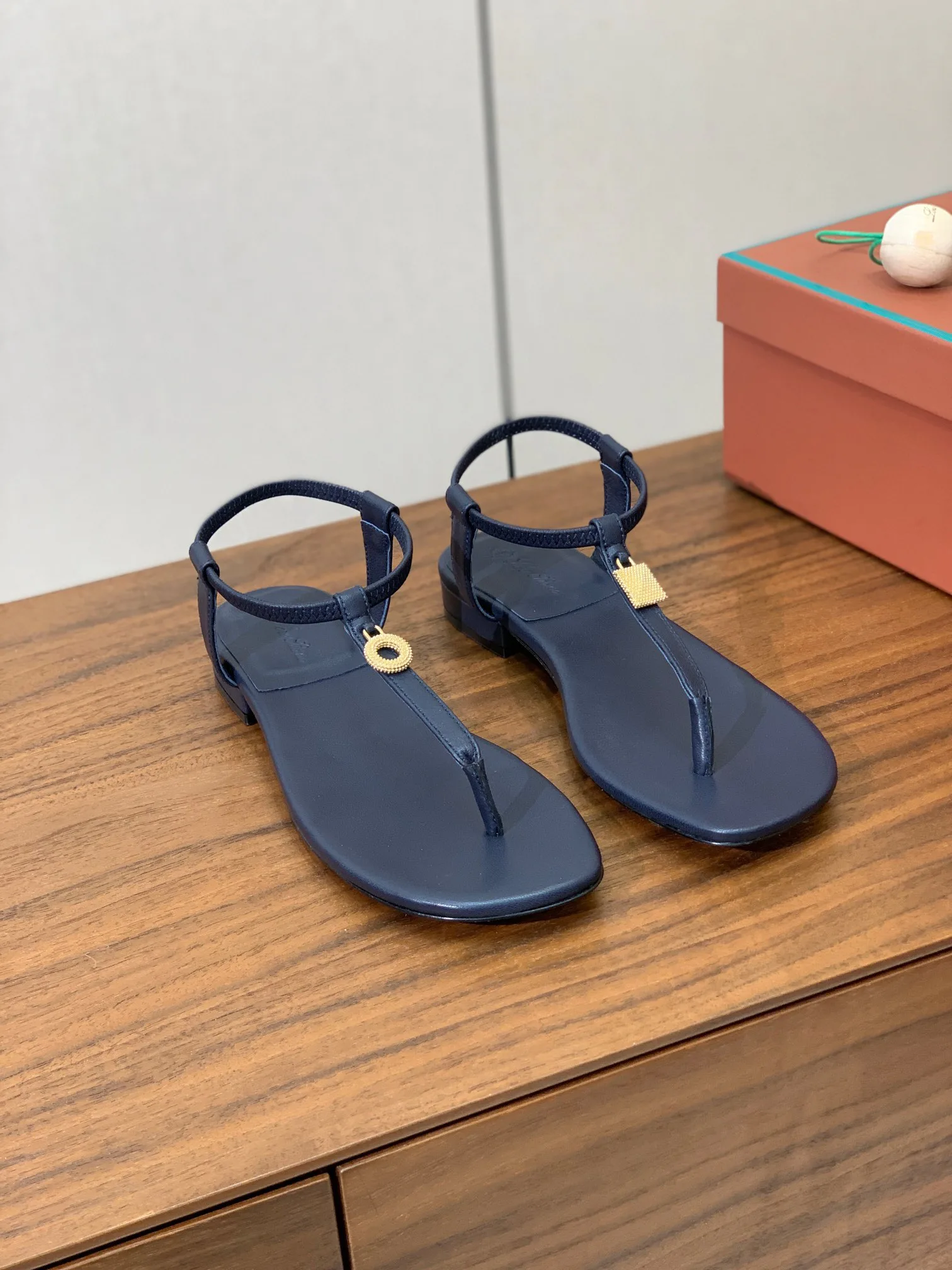 Сандалии Женские Loro Piana 11696491