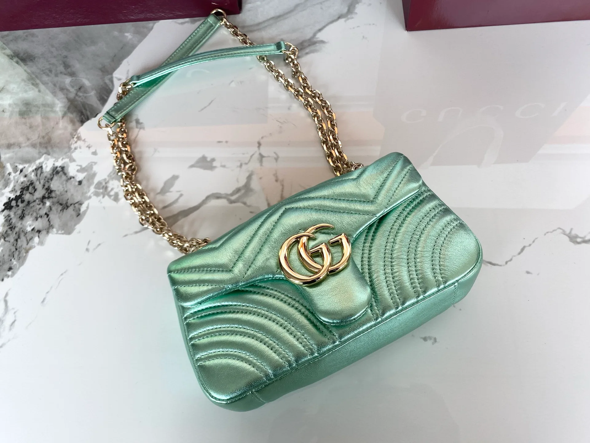 Классические Сумки Женские Gucci 10415420