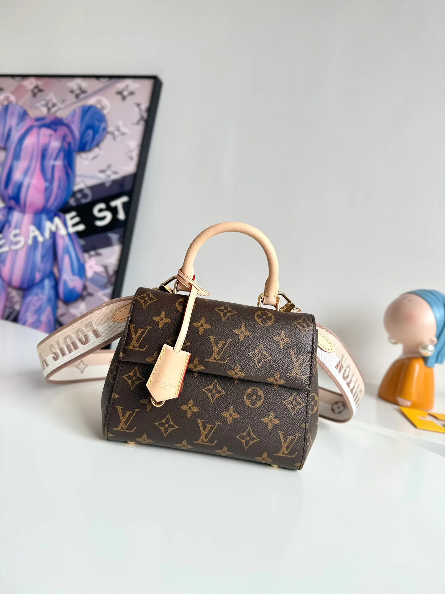 Классические Сумки Женские Louis Vuitton 17699141
