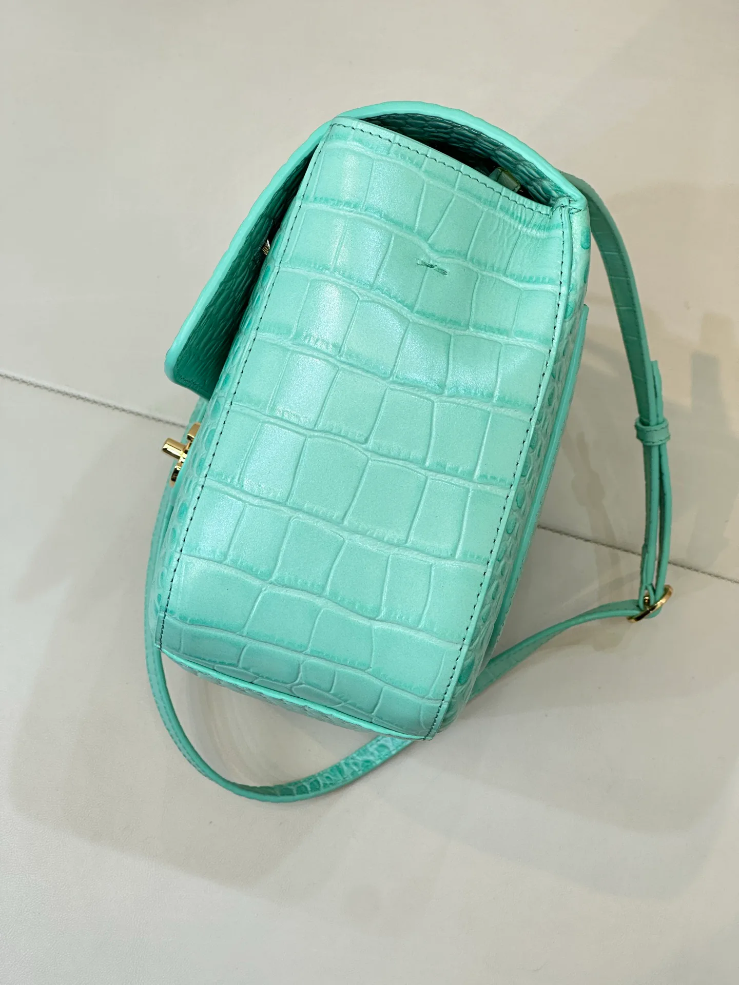 Классические Сумки Женские Chanel 18000307