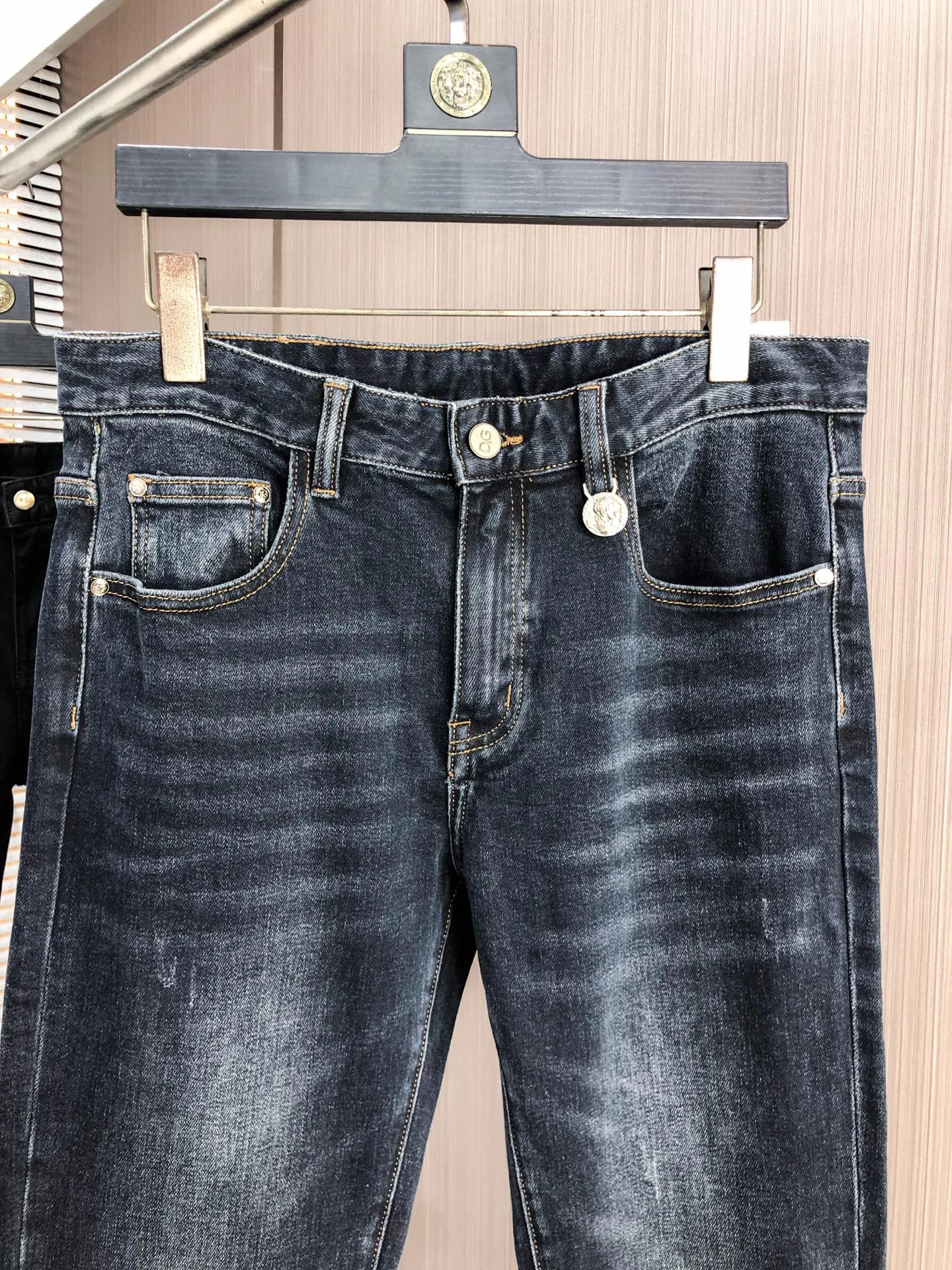 Джинсы Мужские Dolce & Gabbana 10186897