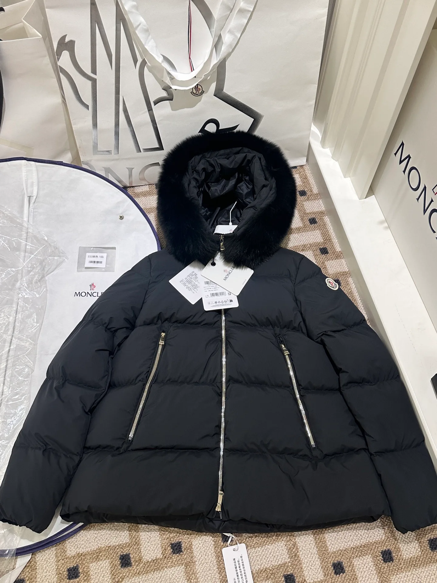 Куртки И Пуховики Мужские Moncler 17898007