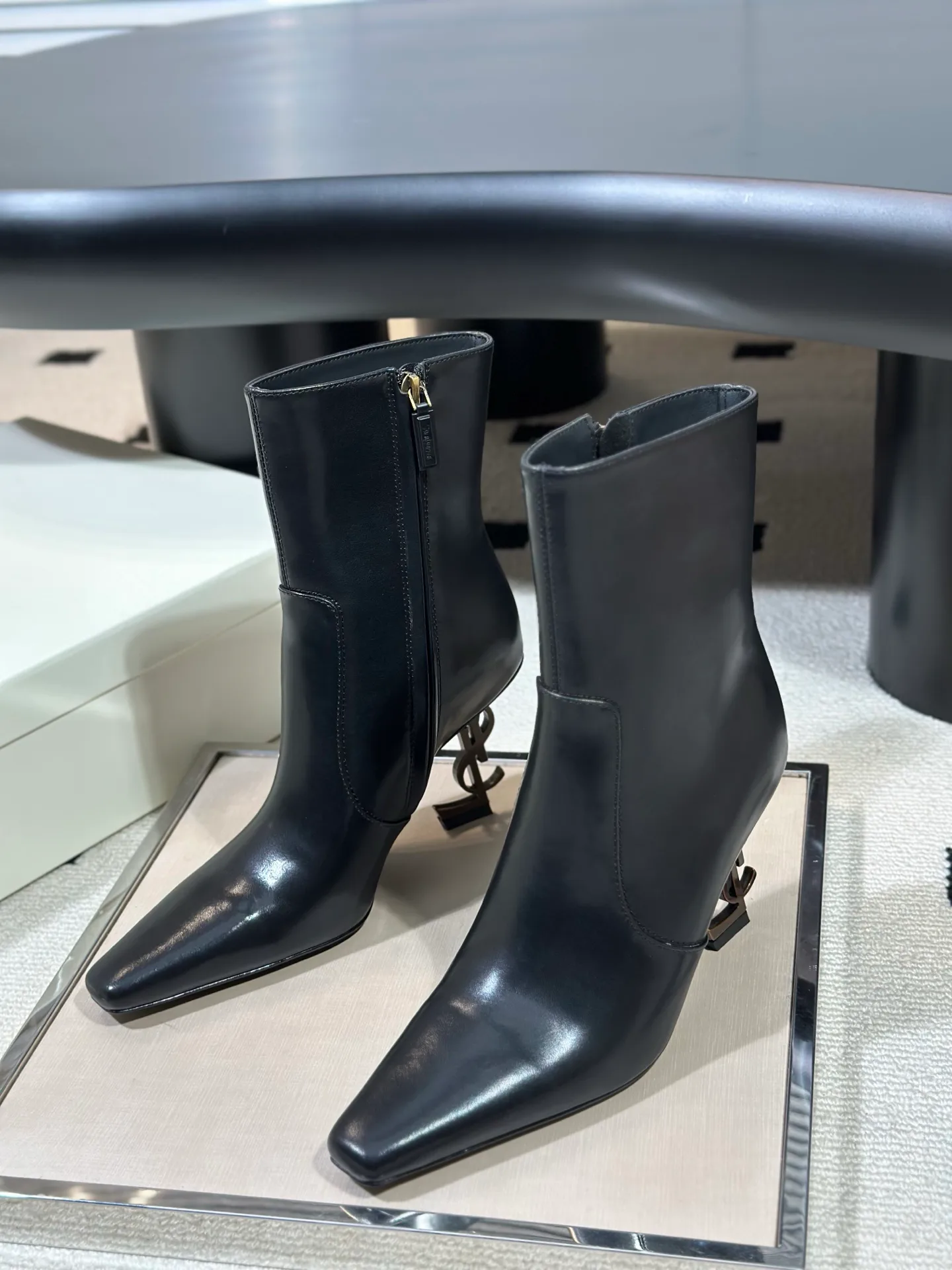 Ботильоны Женские Saint Laurent 19099307