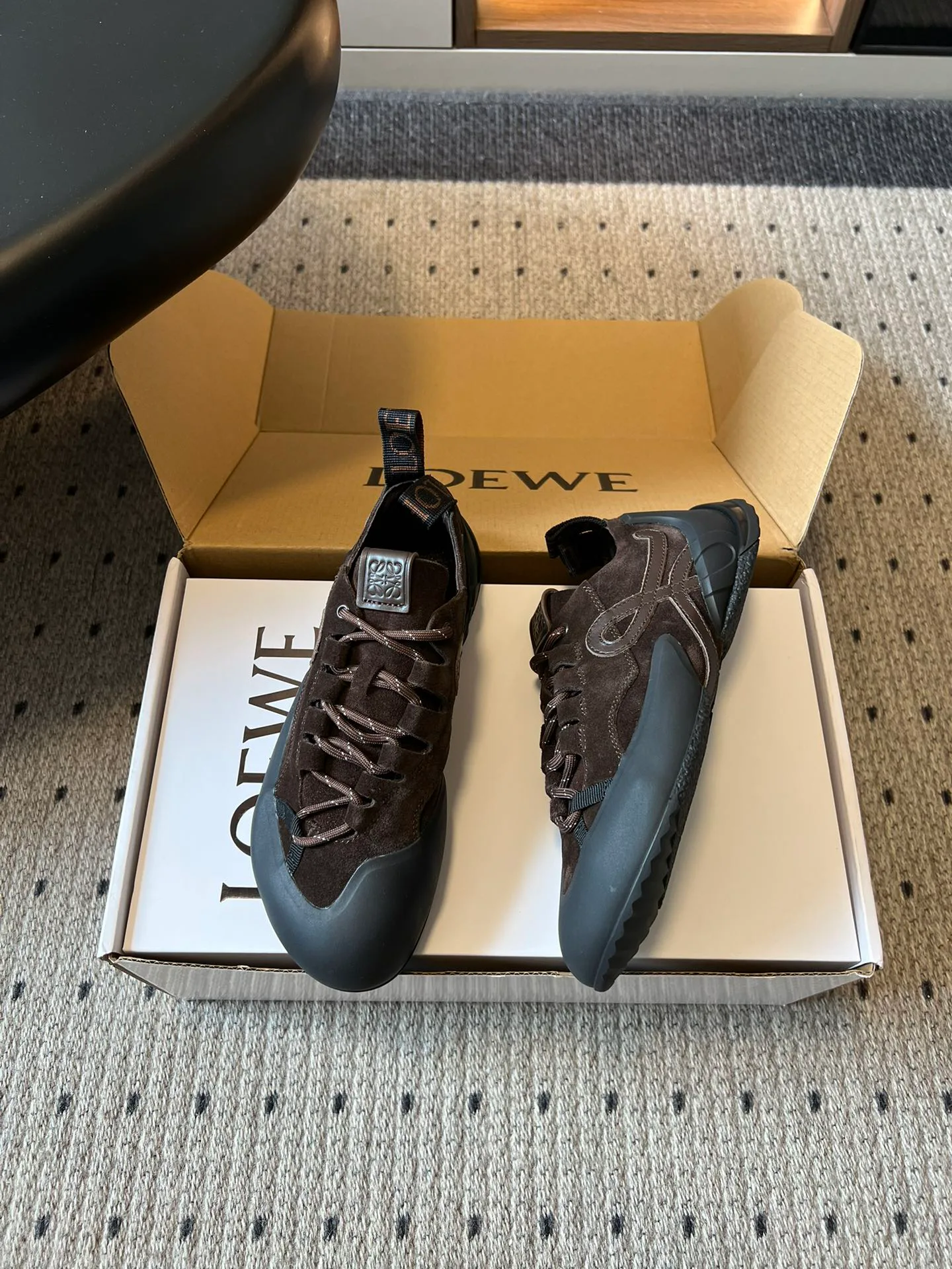 Кроссовки Женские Loewe 11867636