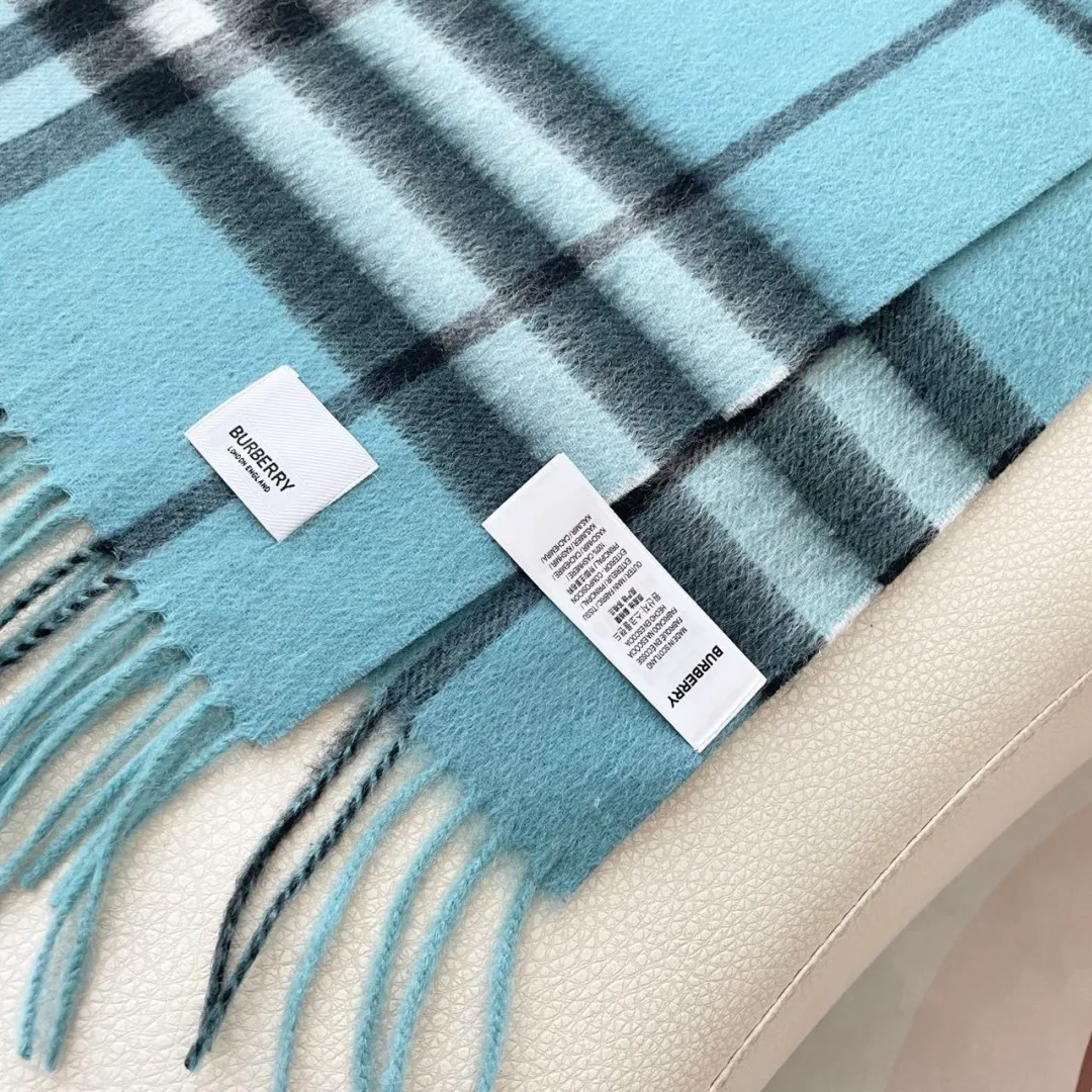 Шарфы Burberry 752710