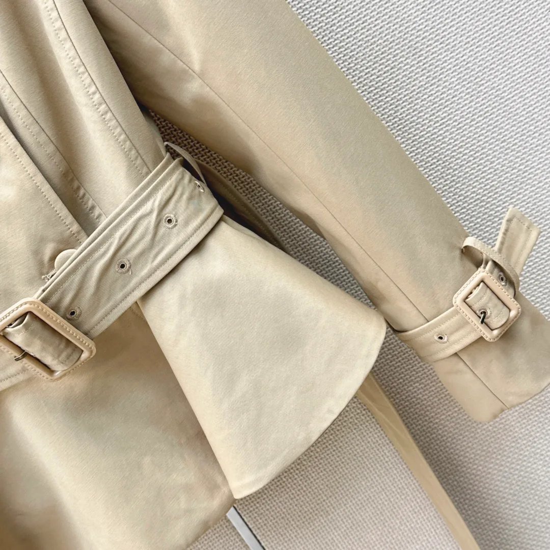 Тренчи Женские Burberry 18032366