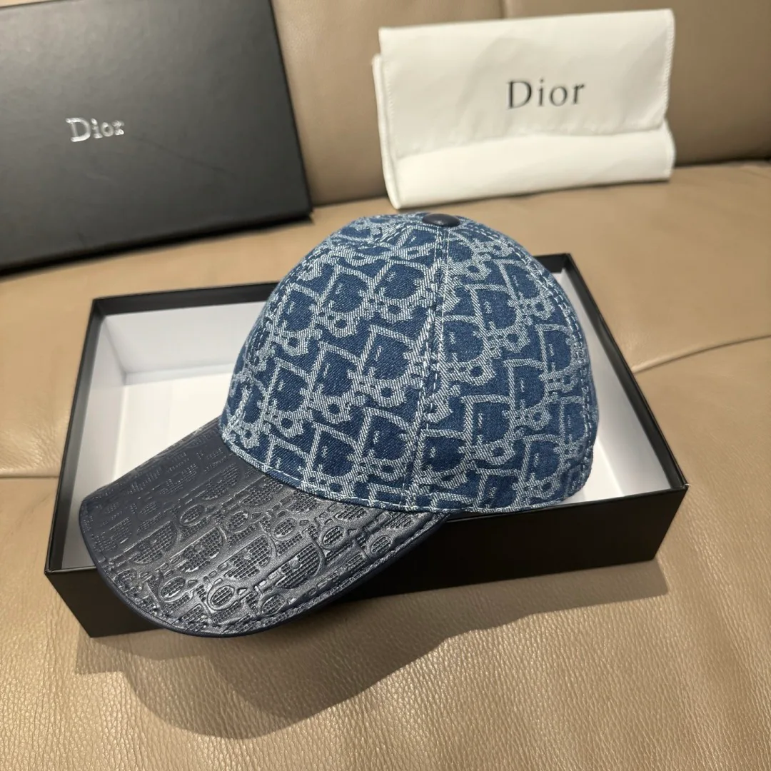 Головные Уборы Christian Dior 18347062