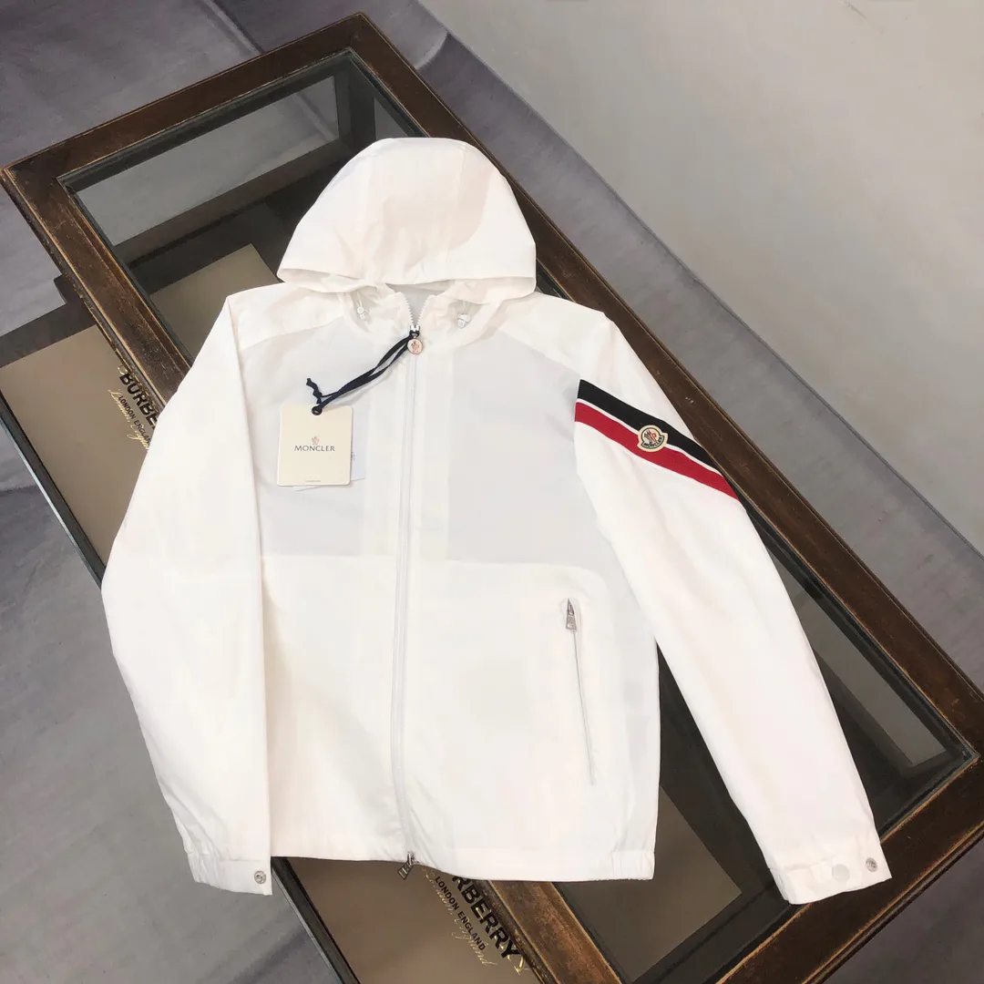 Куртки И Пуховики Мужские Moncler 9642363