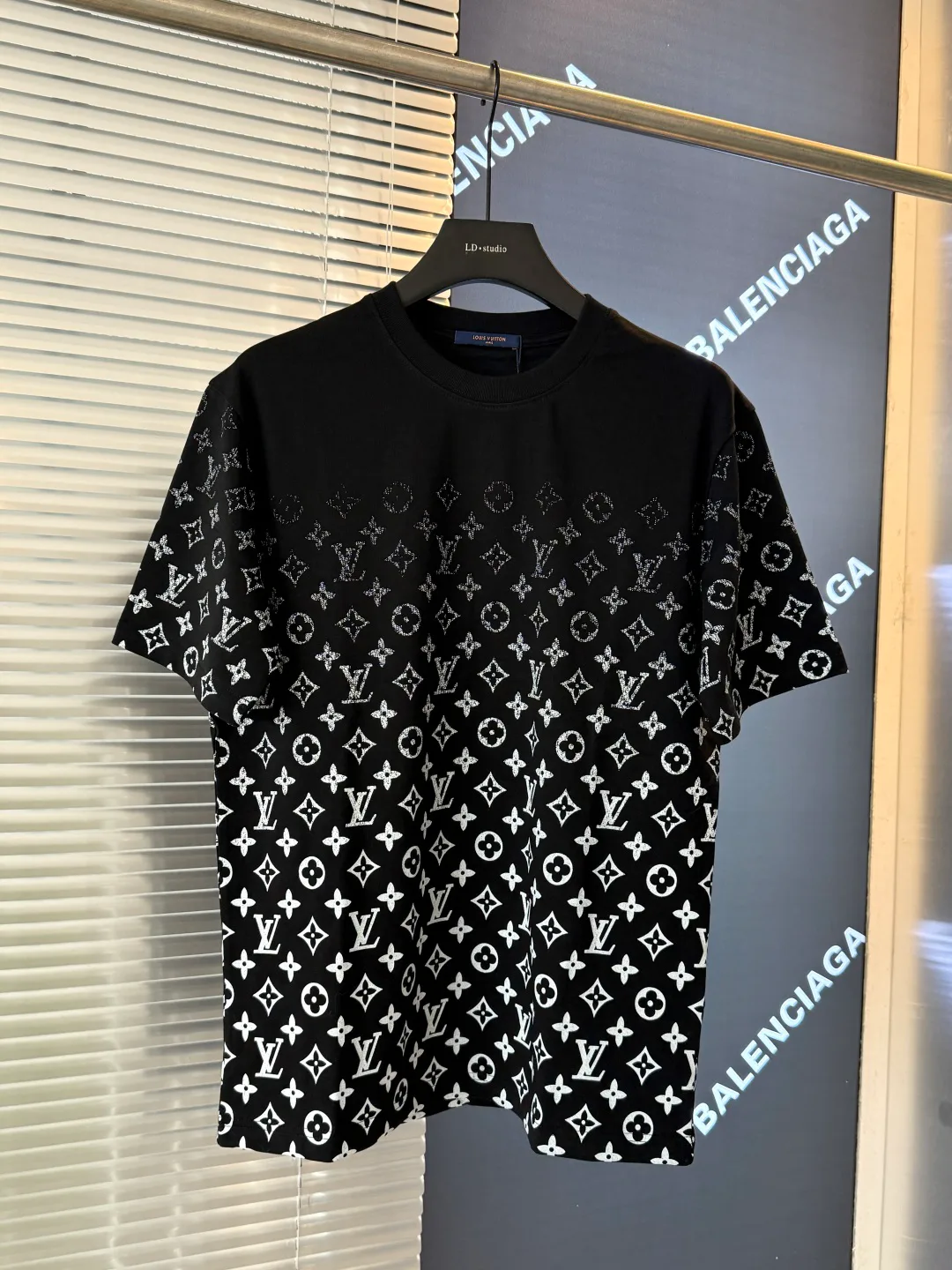 Футболки Женские Louis Vuitton 36121