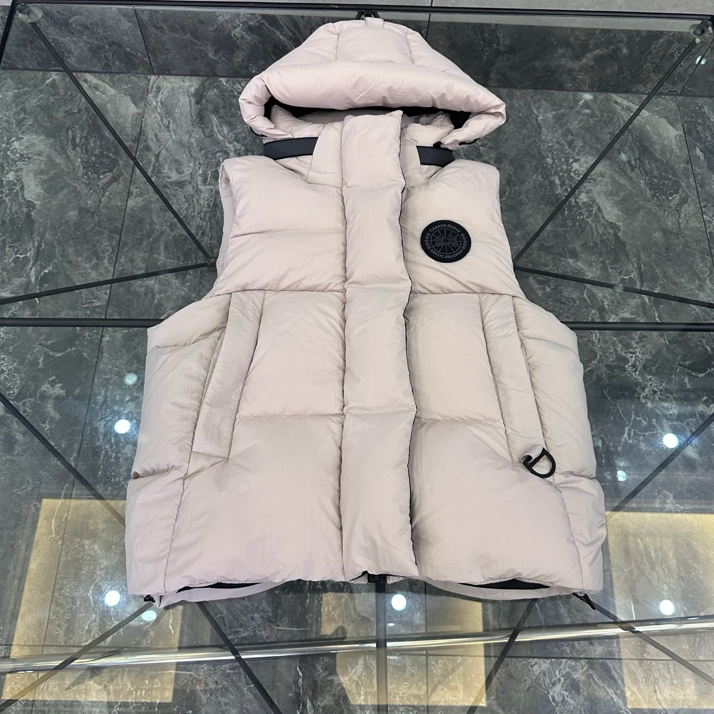 Жилеты Женские Canada Goose 18615133