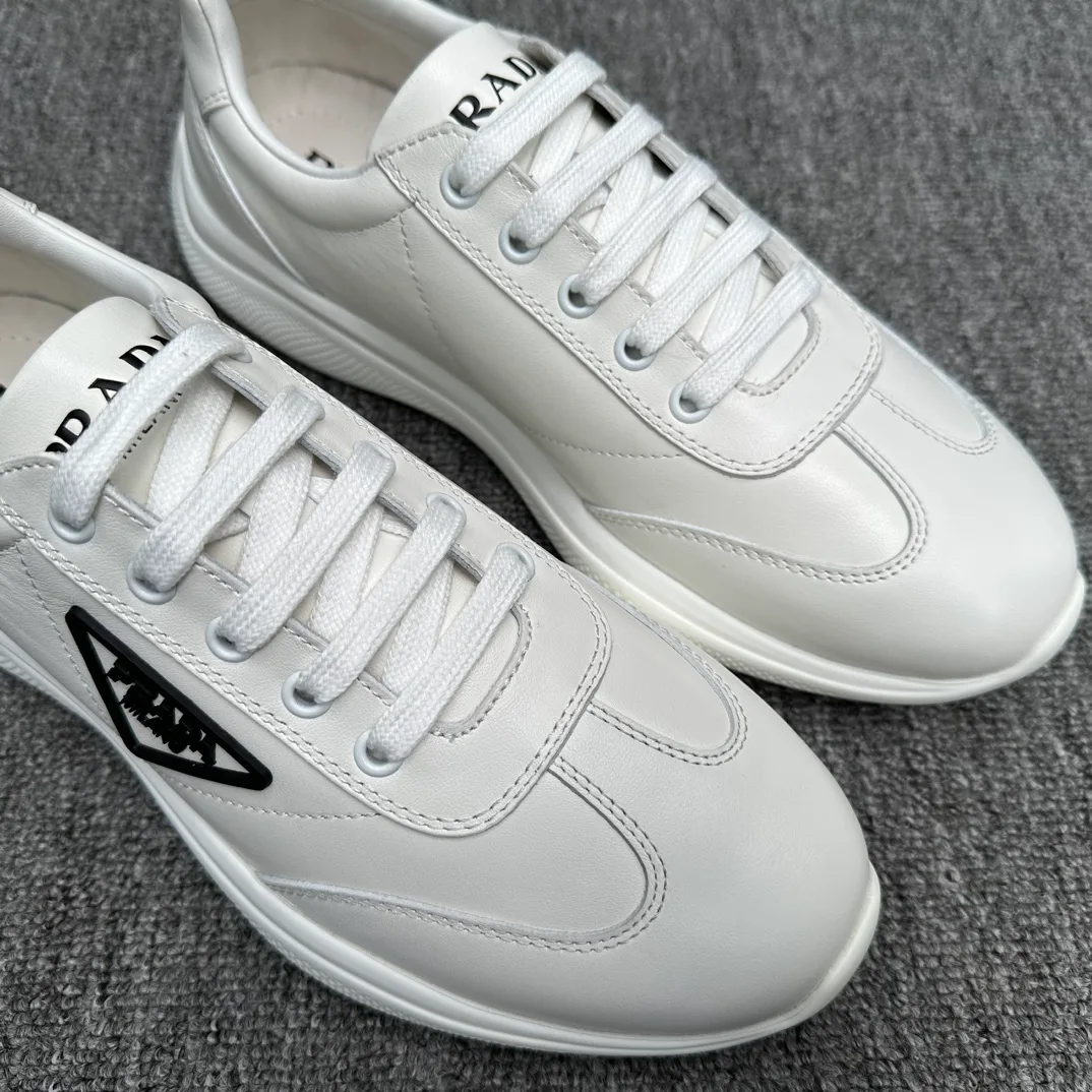 Кроссовки Мужские Prada 18076360