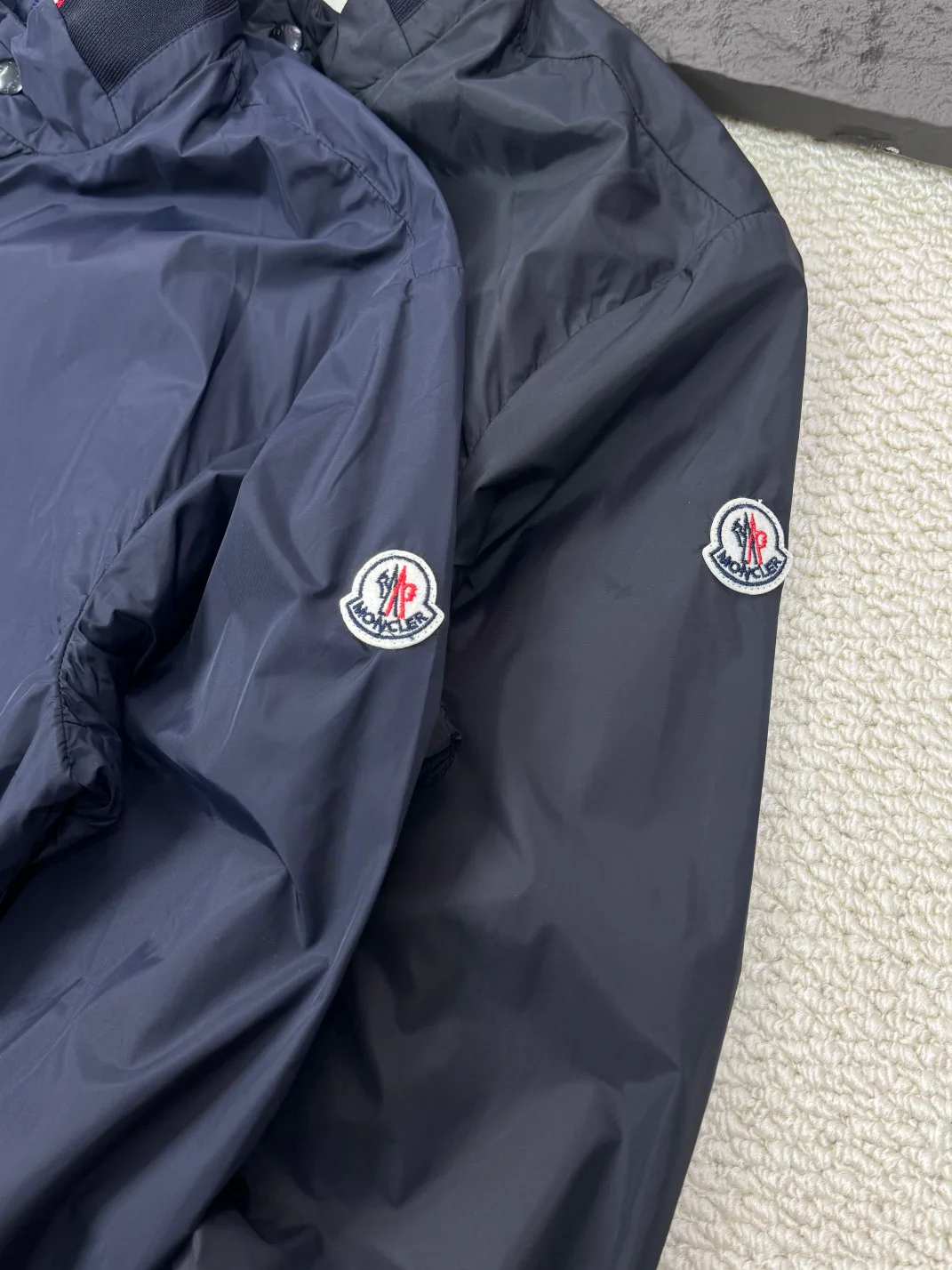 Куртки И Пуховики Мужские Moncler 11411675
