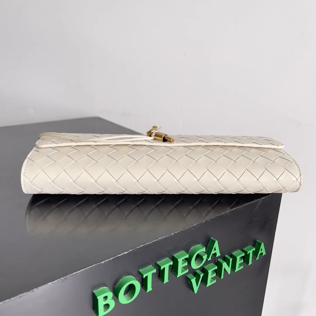 Клатчи Женские Bottega Veneta 11191879