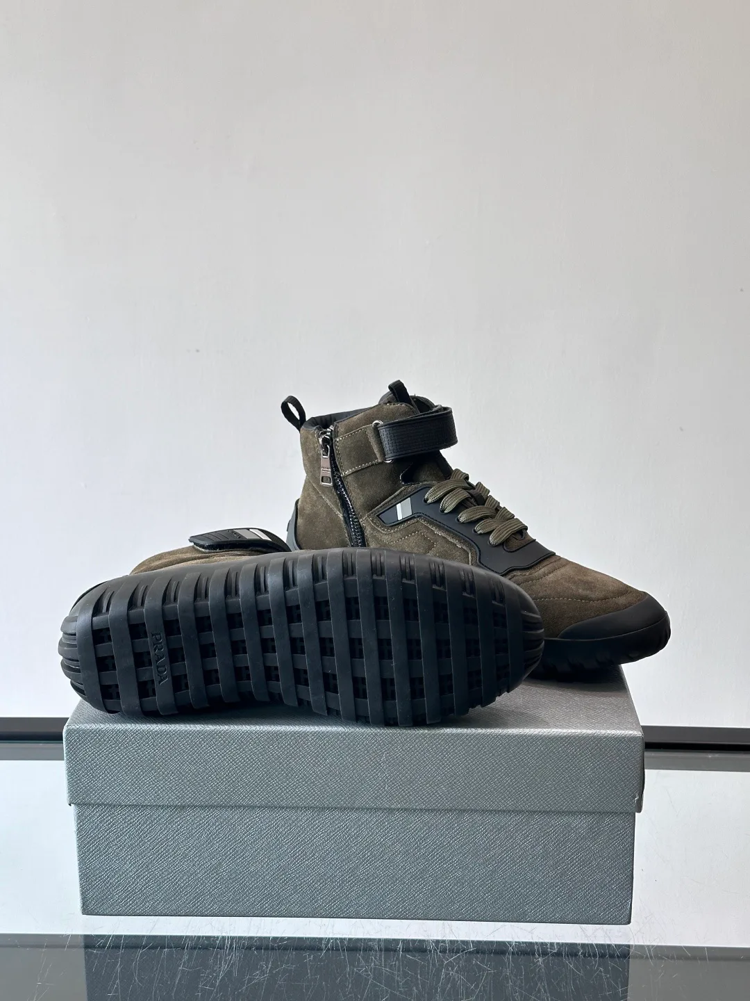 Кроссовки Мужские Prada 5030165