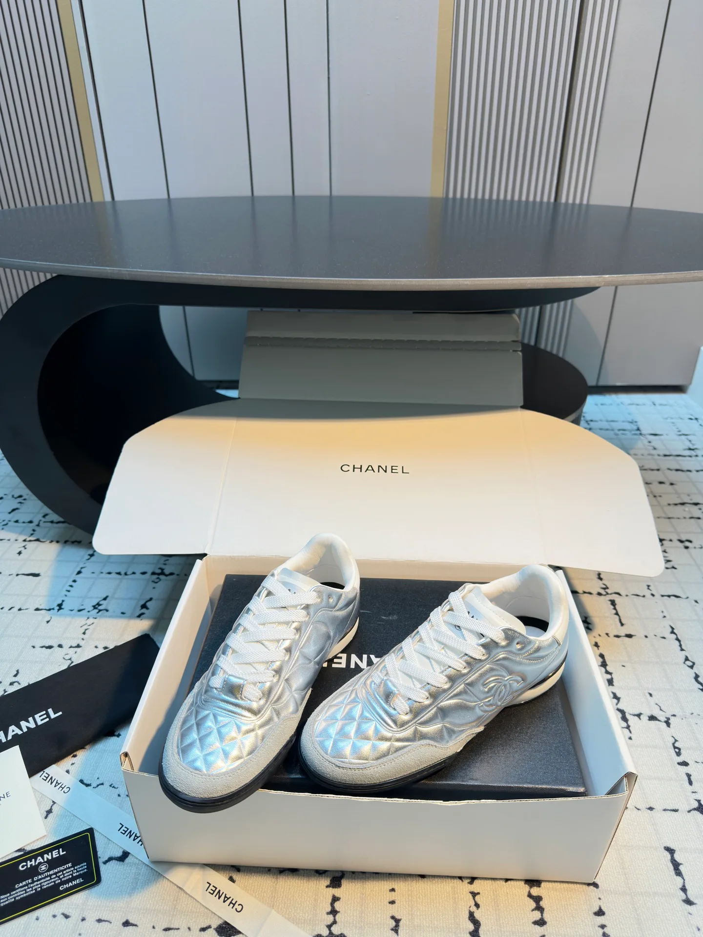 Кроссовки Женские Chanel 10468550