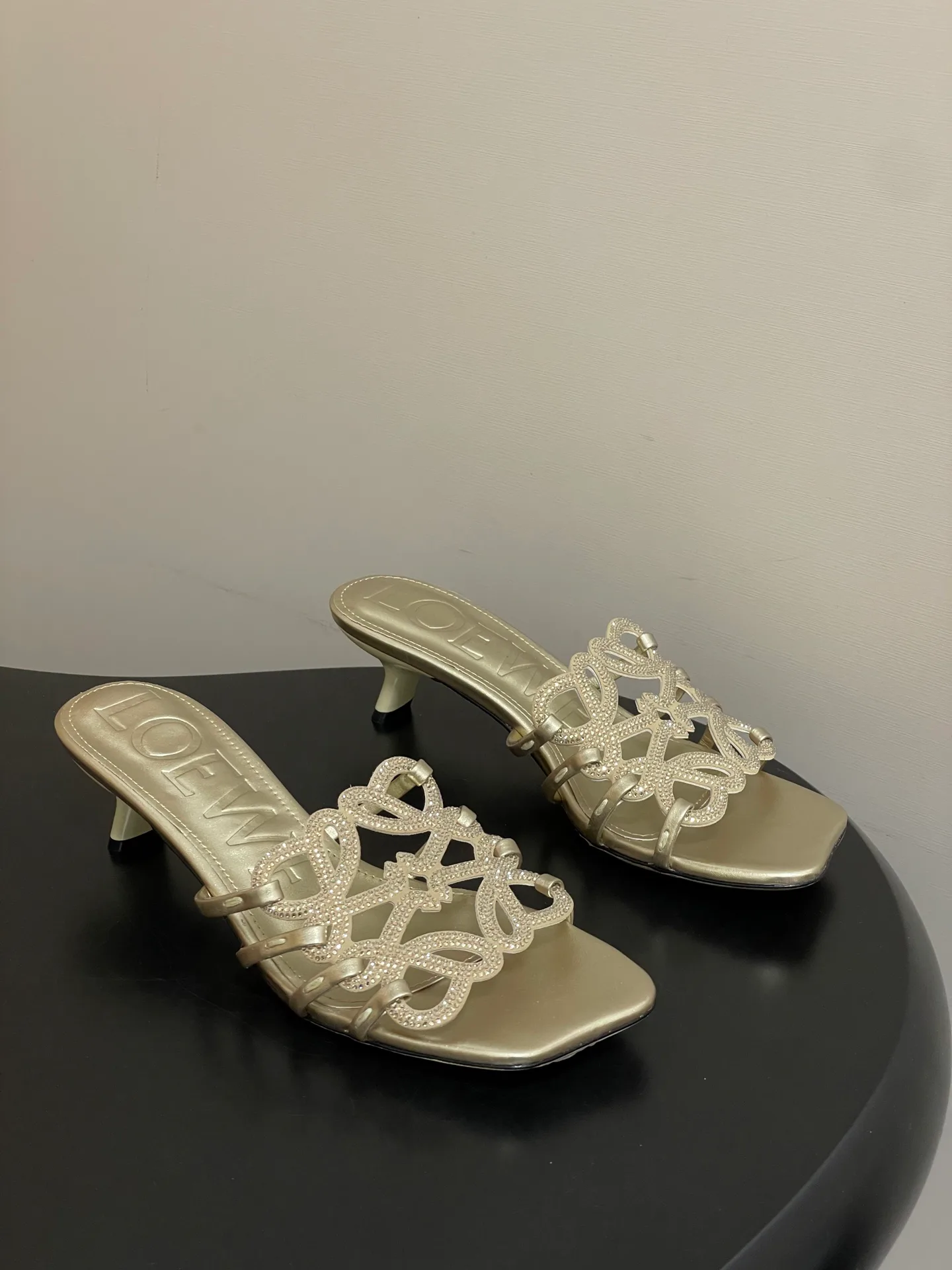 Босоножки Женские Loewe 11464063
