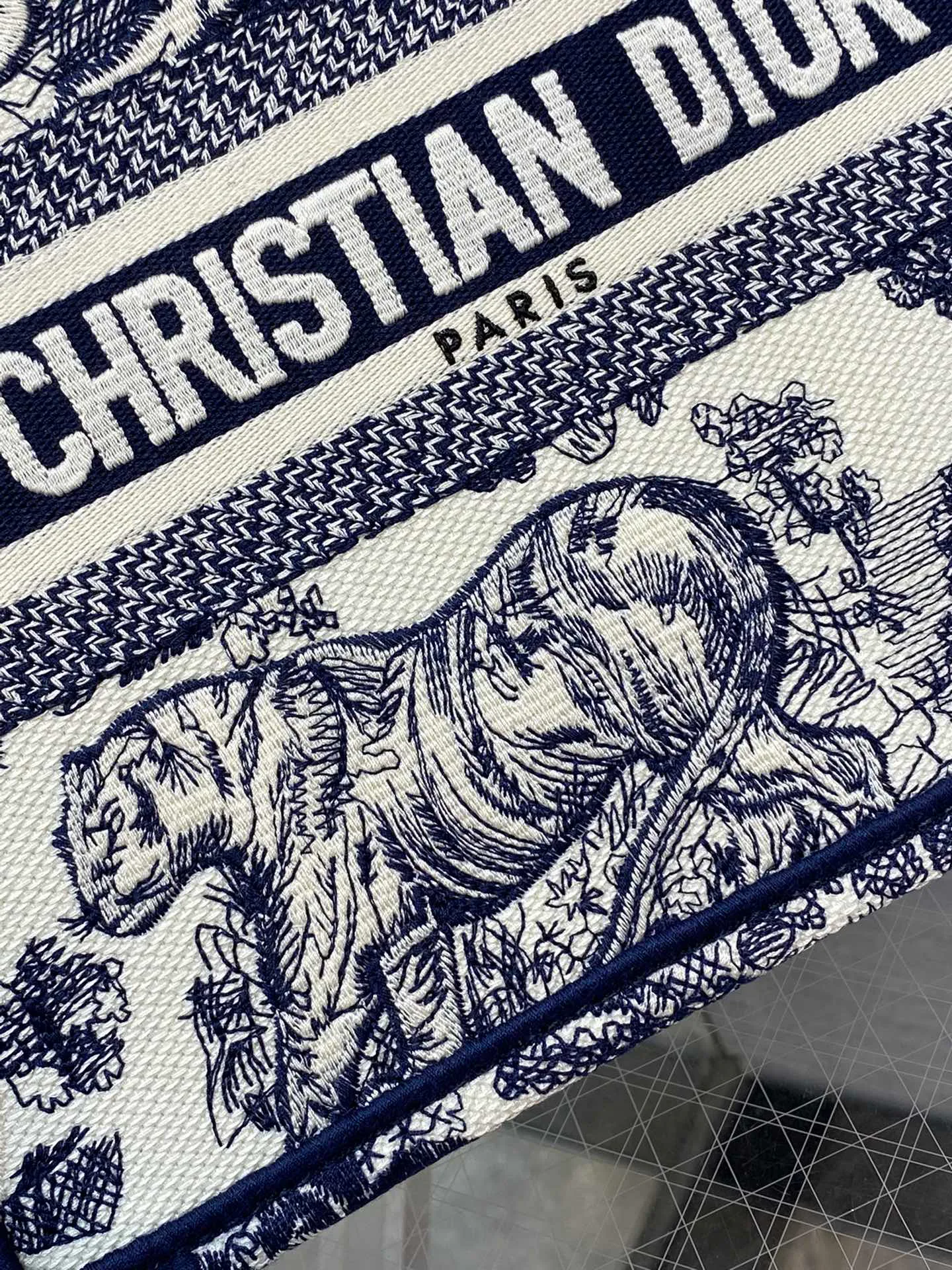 Классические Сумки Женские Christian Dior 11224033