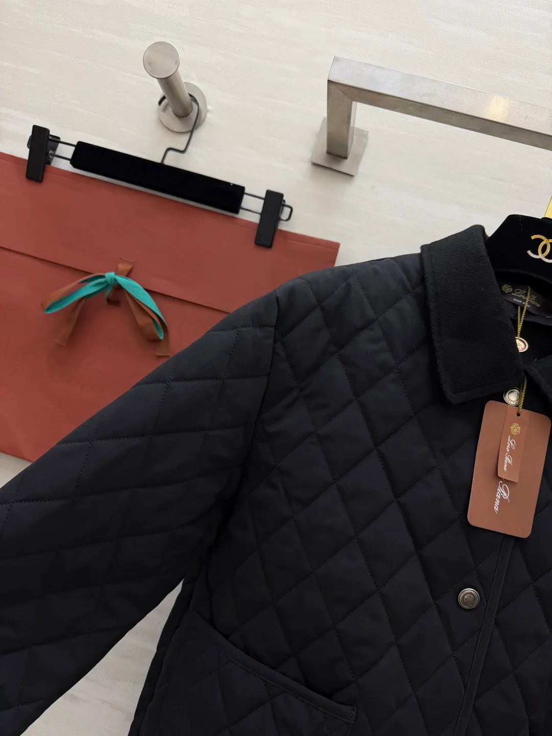Куртки И Пуховики Женские Loro Piana 18276673