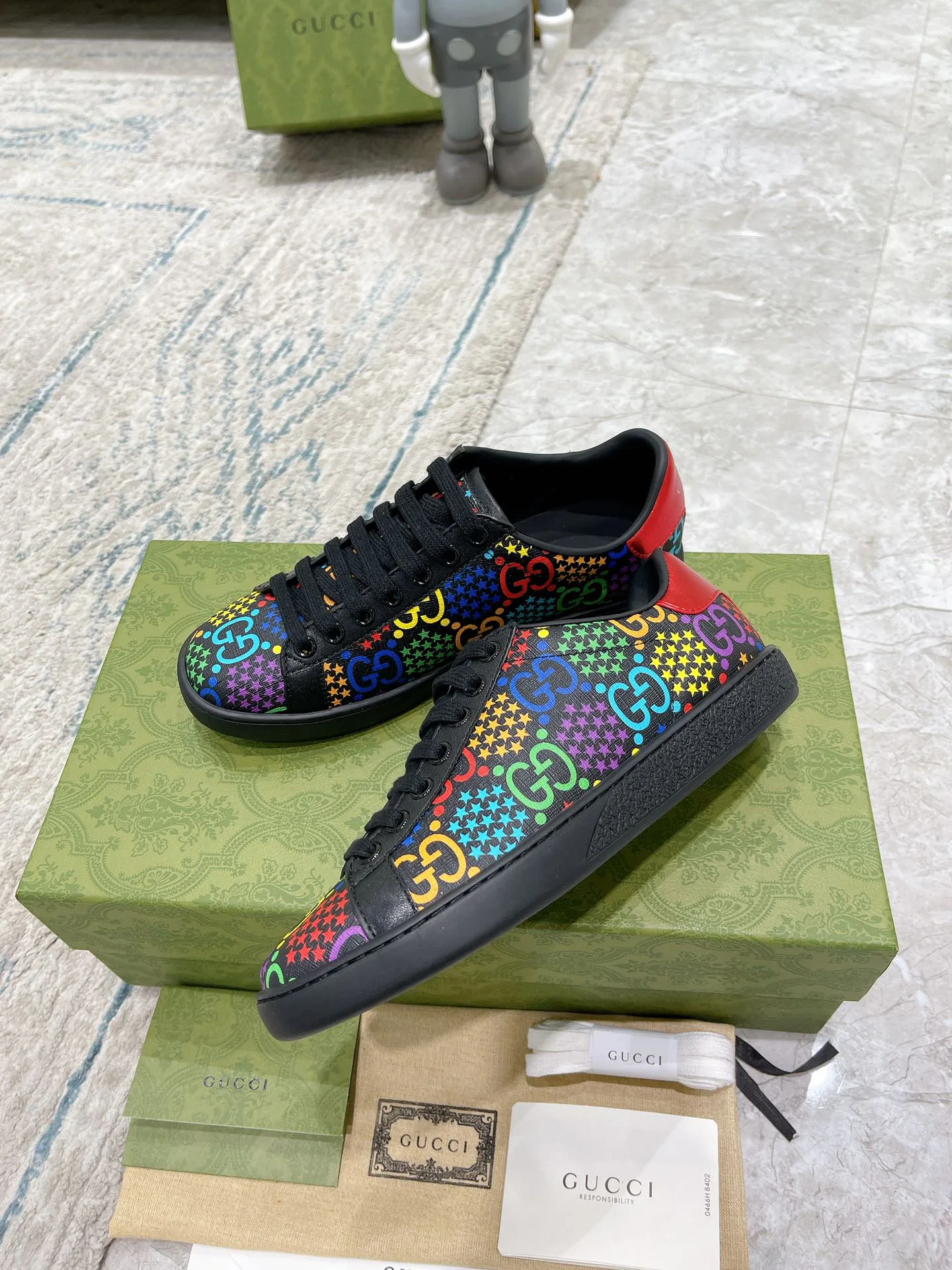 Кроссовки Женские Gucci 17620452