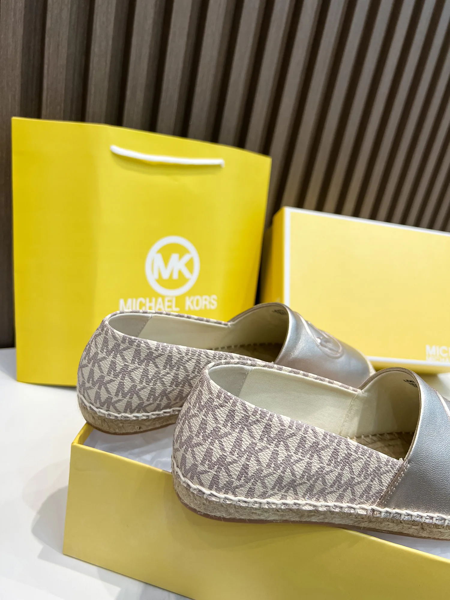 Слипоны Женские Tory Burch 1216579