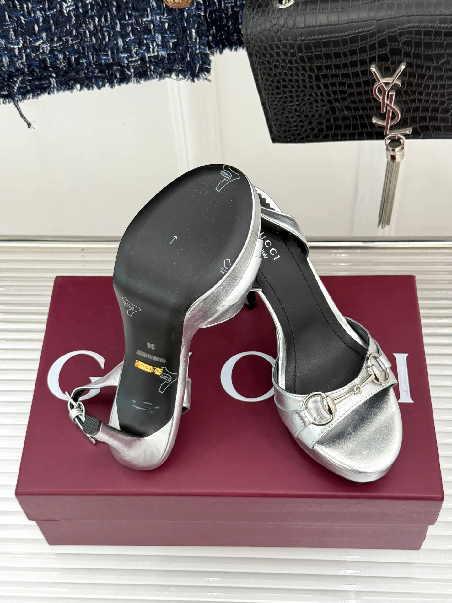 Босоножки Женские Gucci 17646537