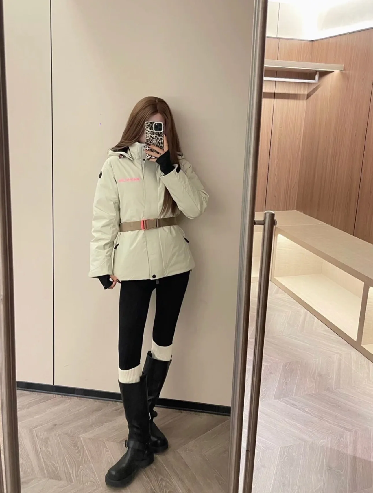 Куртки И Пуховики Женские Moncler 18710222