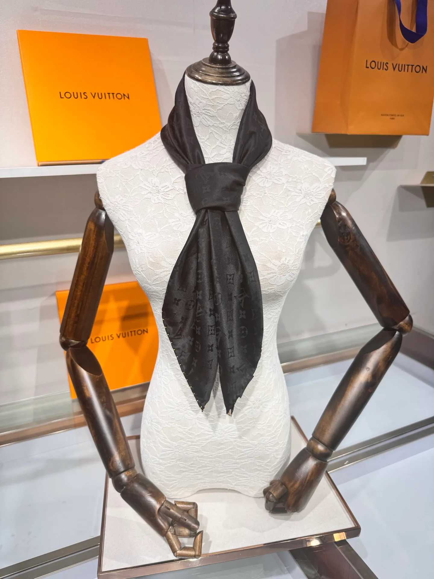 Платки Louis Vuitton 13581104