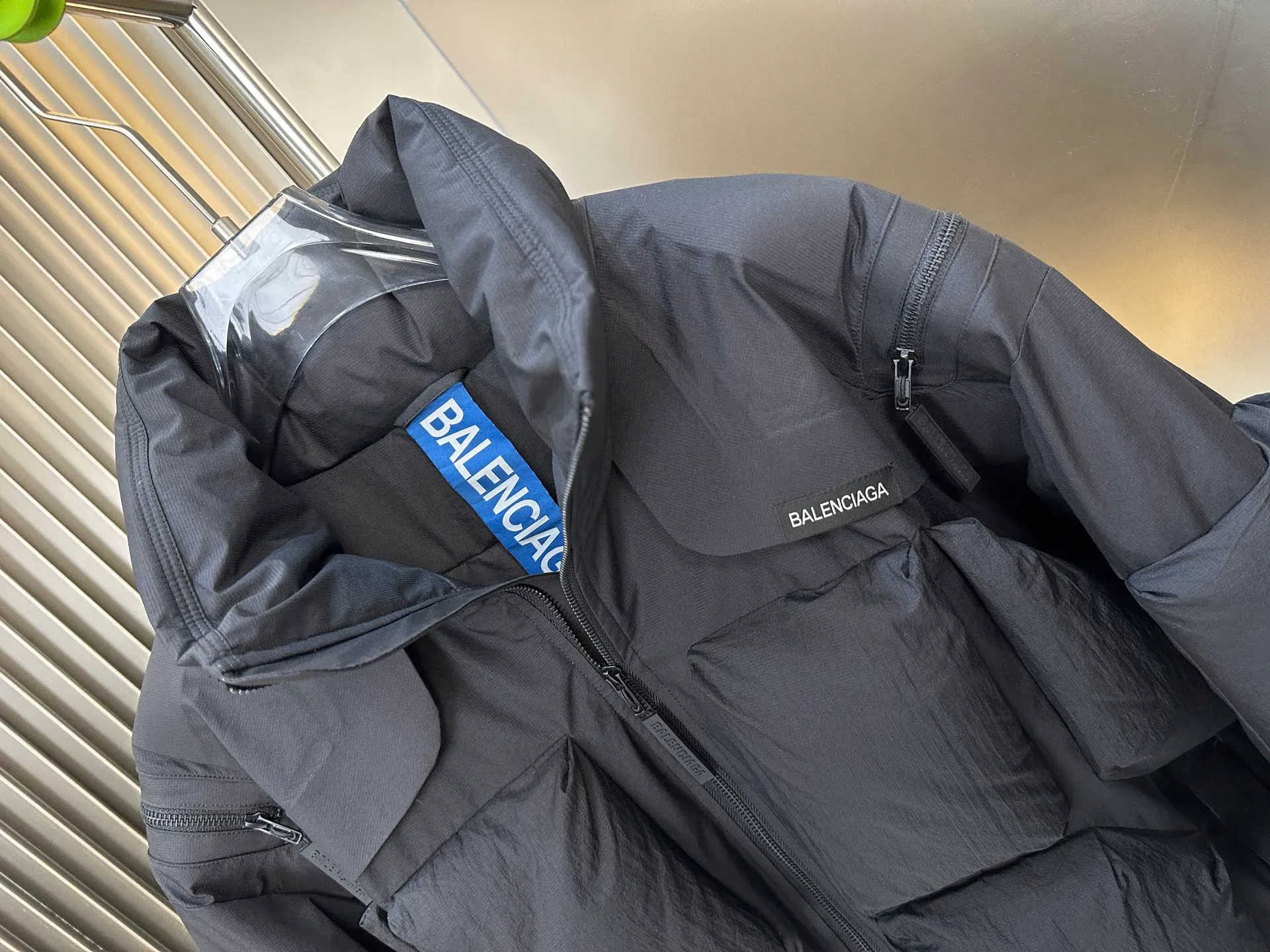 Куртки И Пуховики Женские Balenciaga 788976