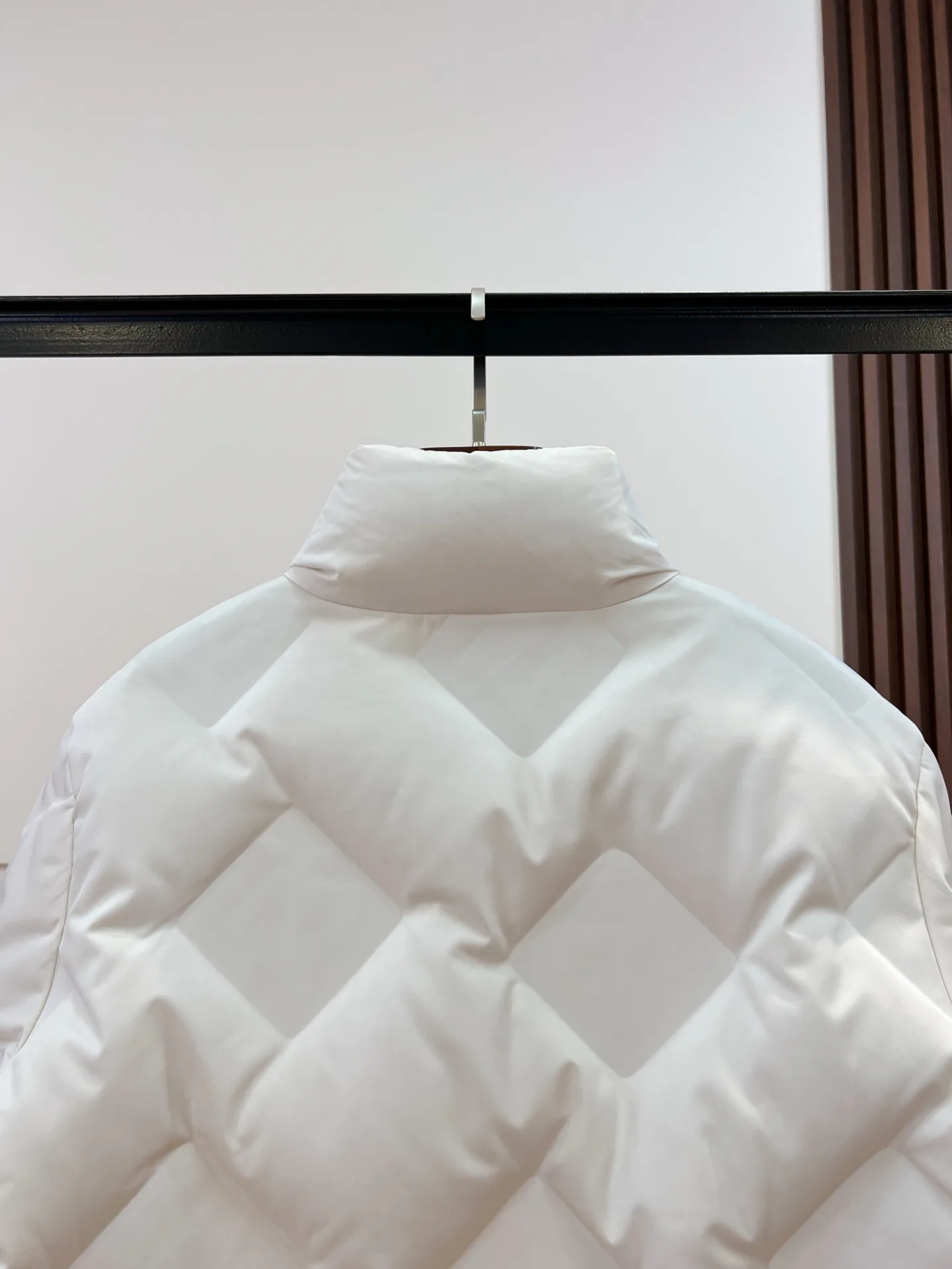 Куртки И Пуховики Женские Fendi 18279528