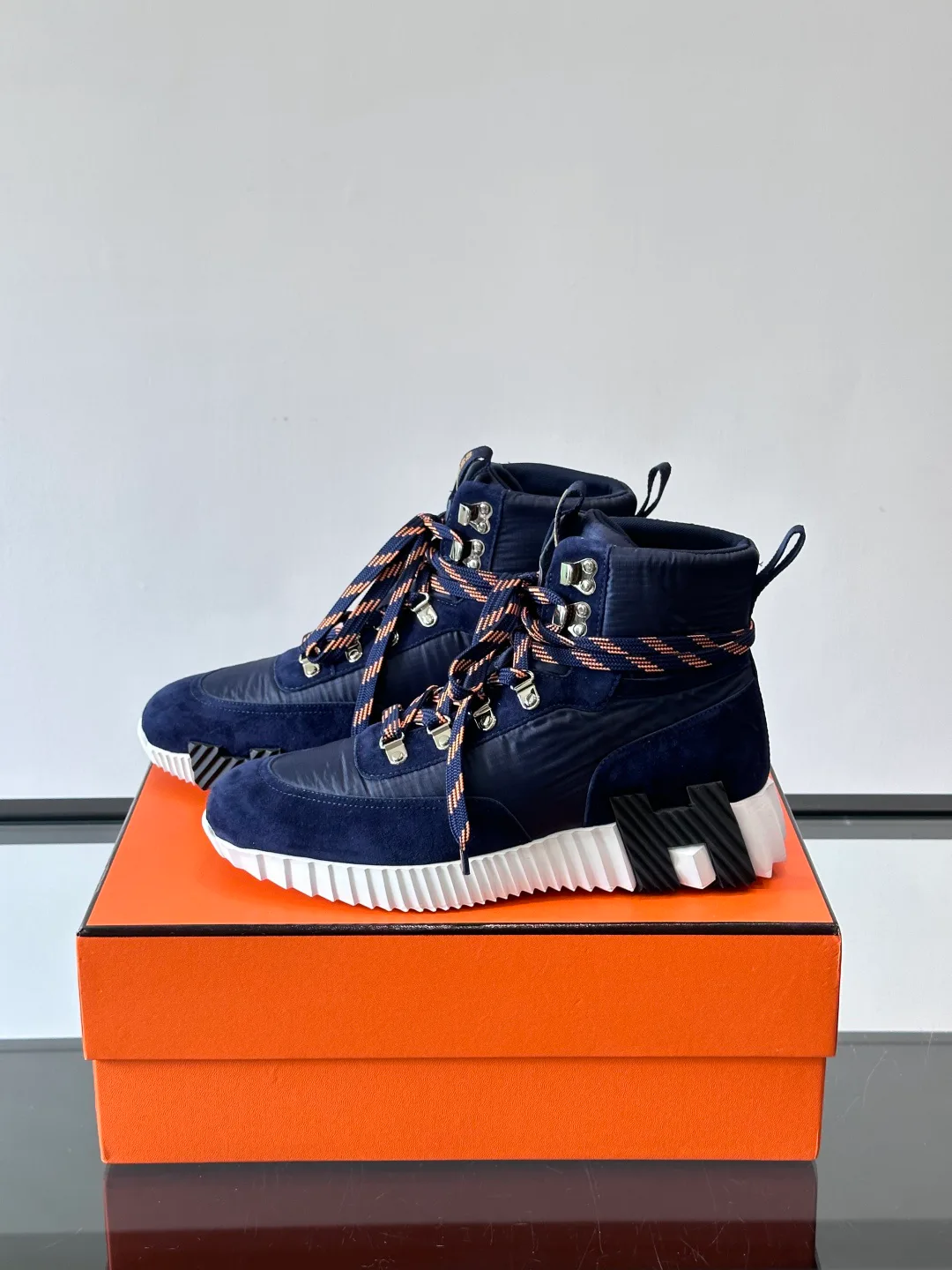 Кроссовки Женские Hermes 211853