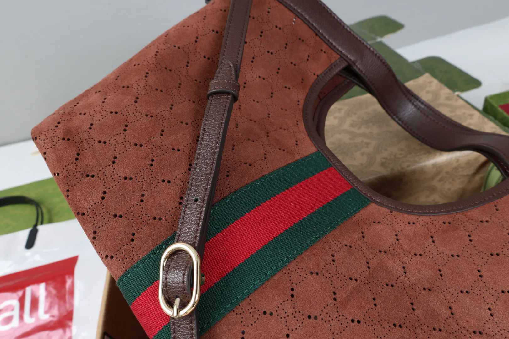 Классические Сумки Женские Gucci 18004289