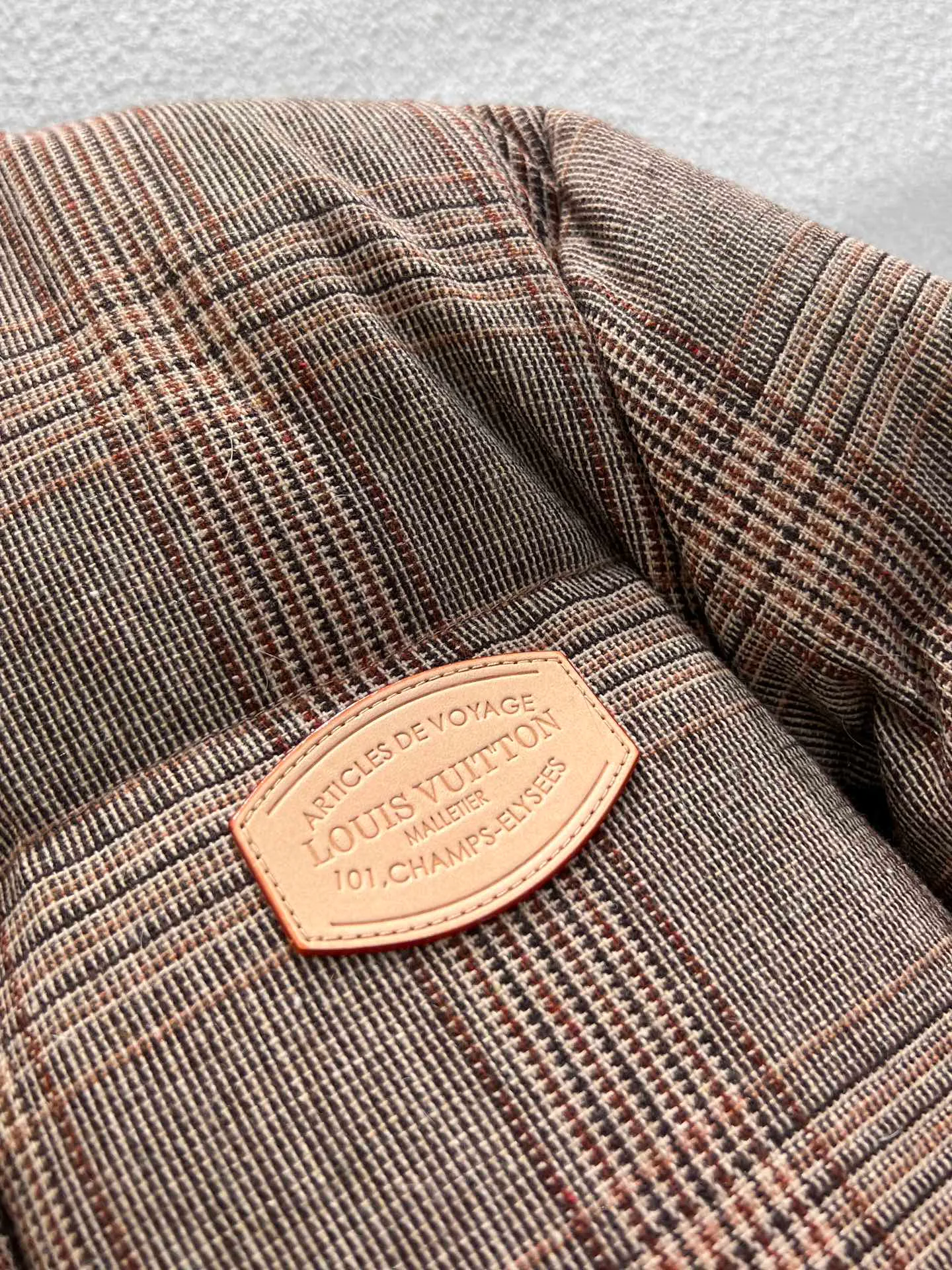 Куртки И Пуховики Женские Louis Vuitton 852153