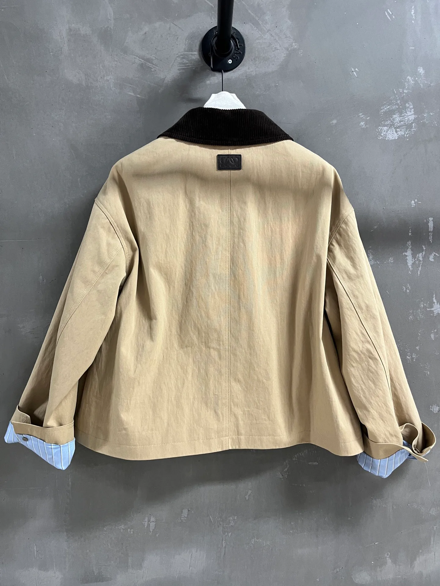 Куртки И Пуховики Женские Loewe 18172836