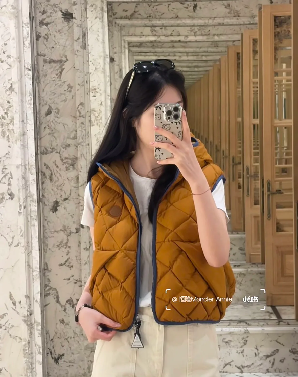 Жилеты Женские Moncler 18760349