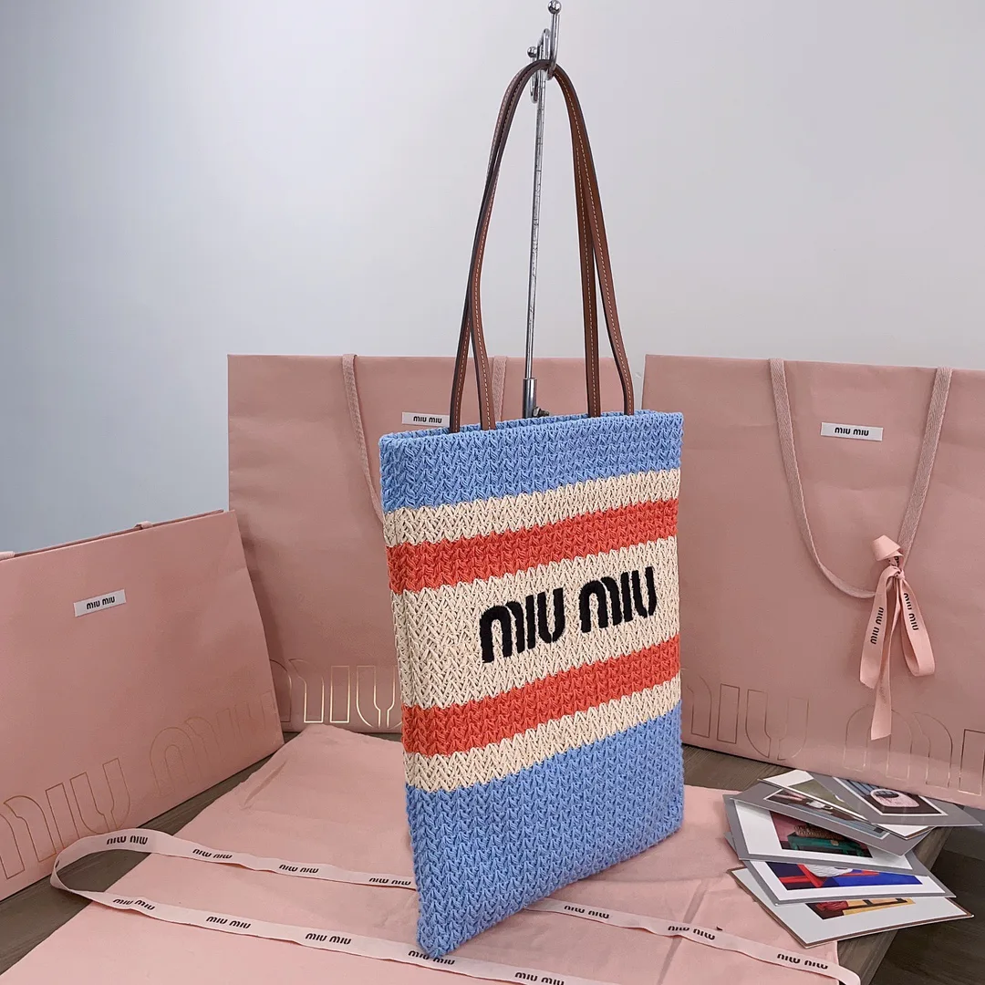 Классические Сумки Женские Miu Miu 445111