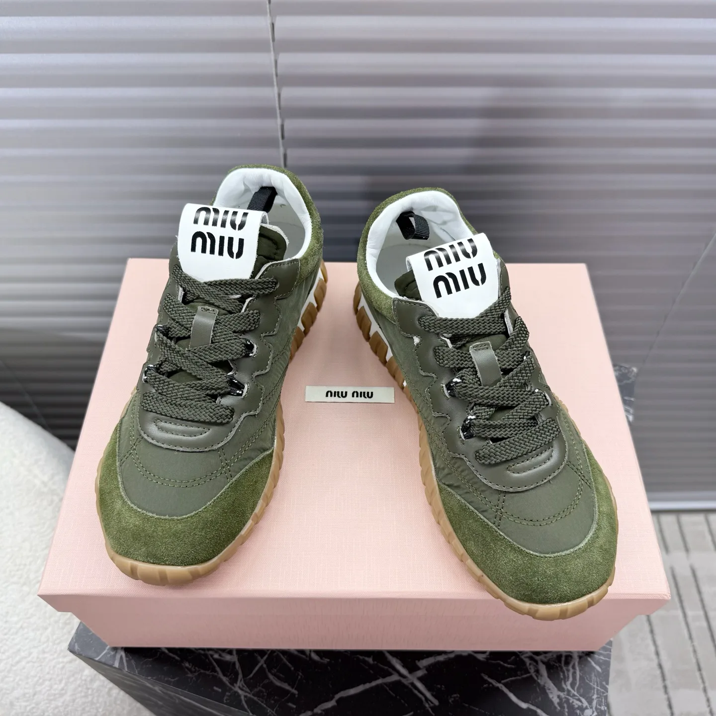 Кроссовки Женские Miu Miu 3742544