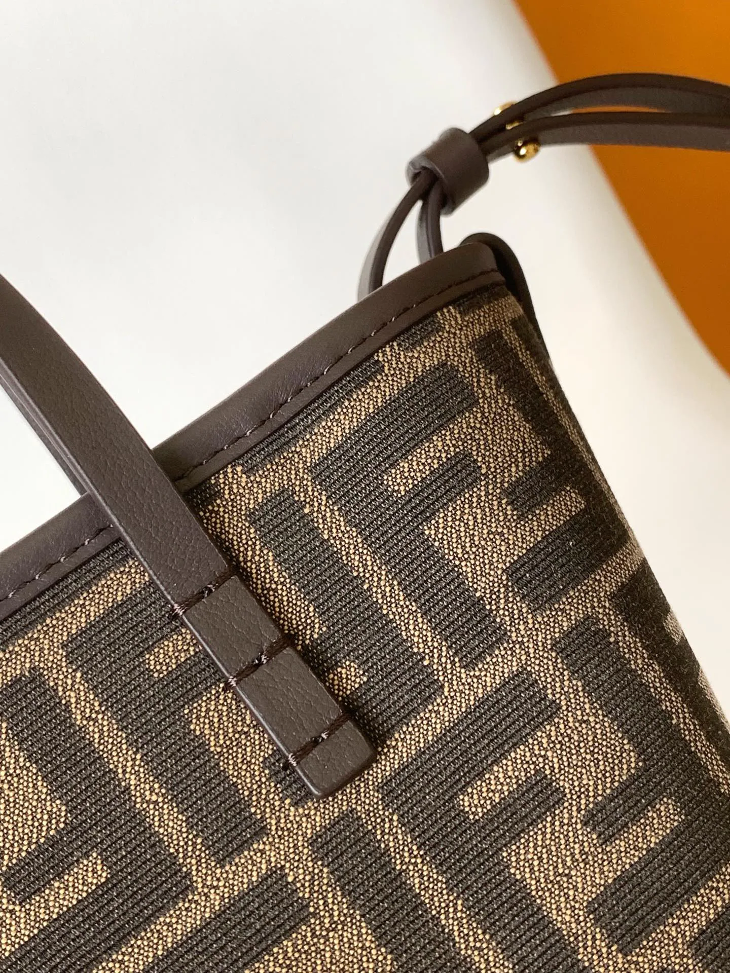 Сумки На Ремне Женские Fendi 293035