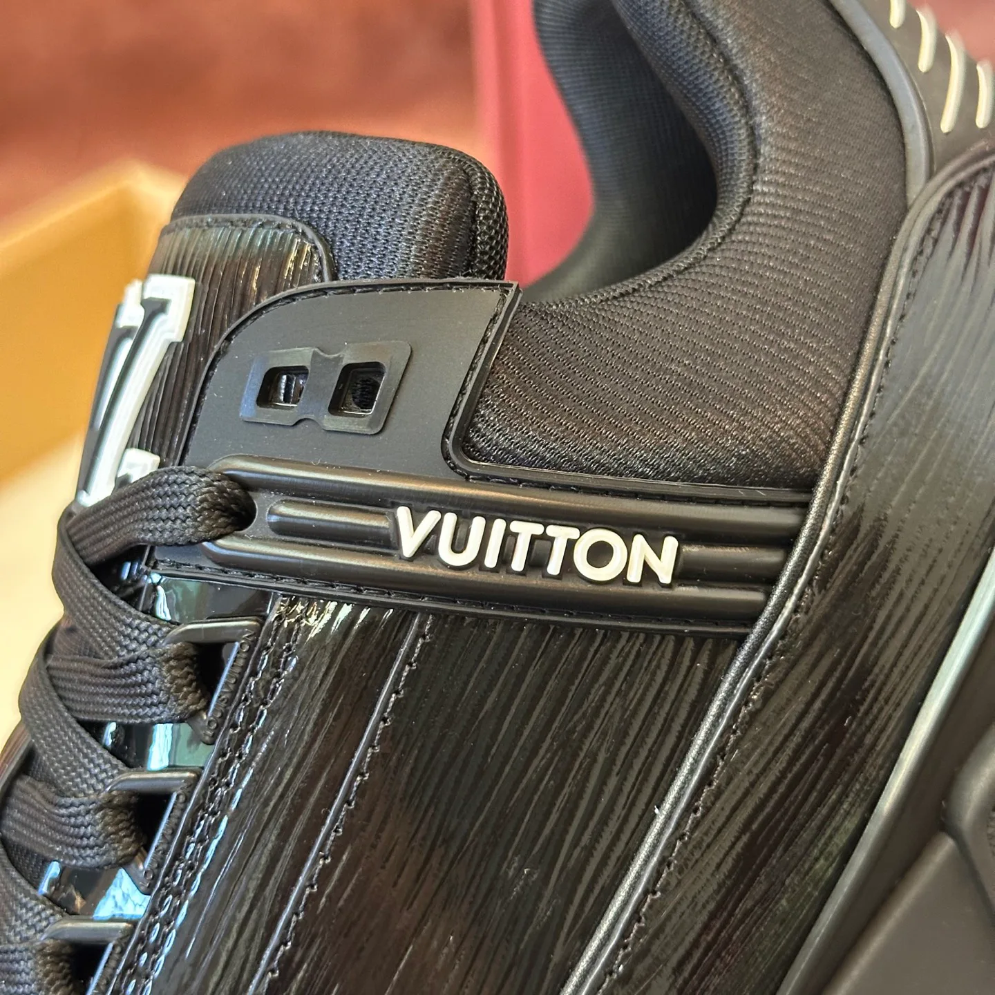 Кроссовки Мужские Louis Vuitton 365069