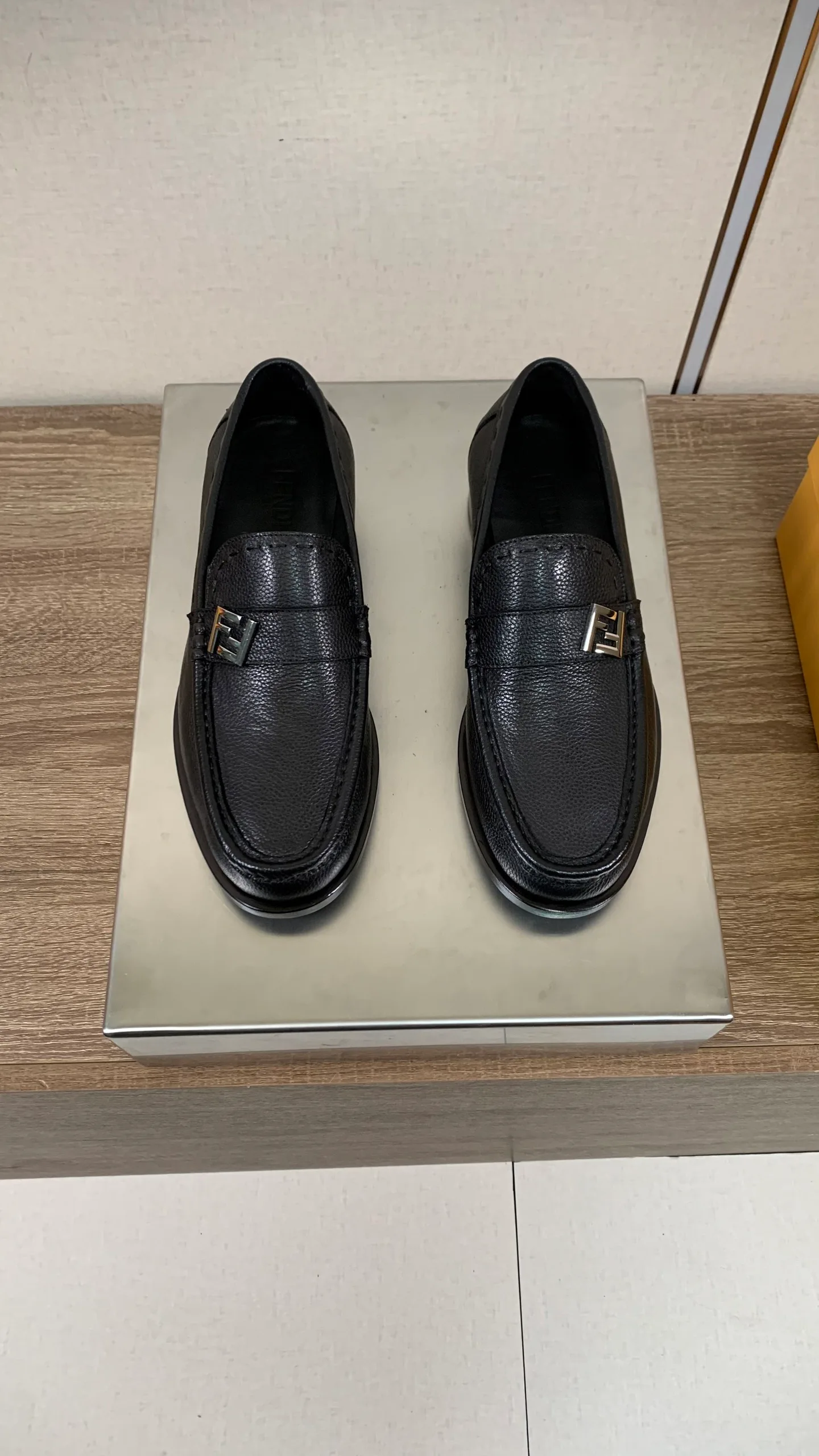 Лоферы И Туфли Мужские Fendi 957484