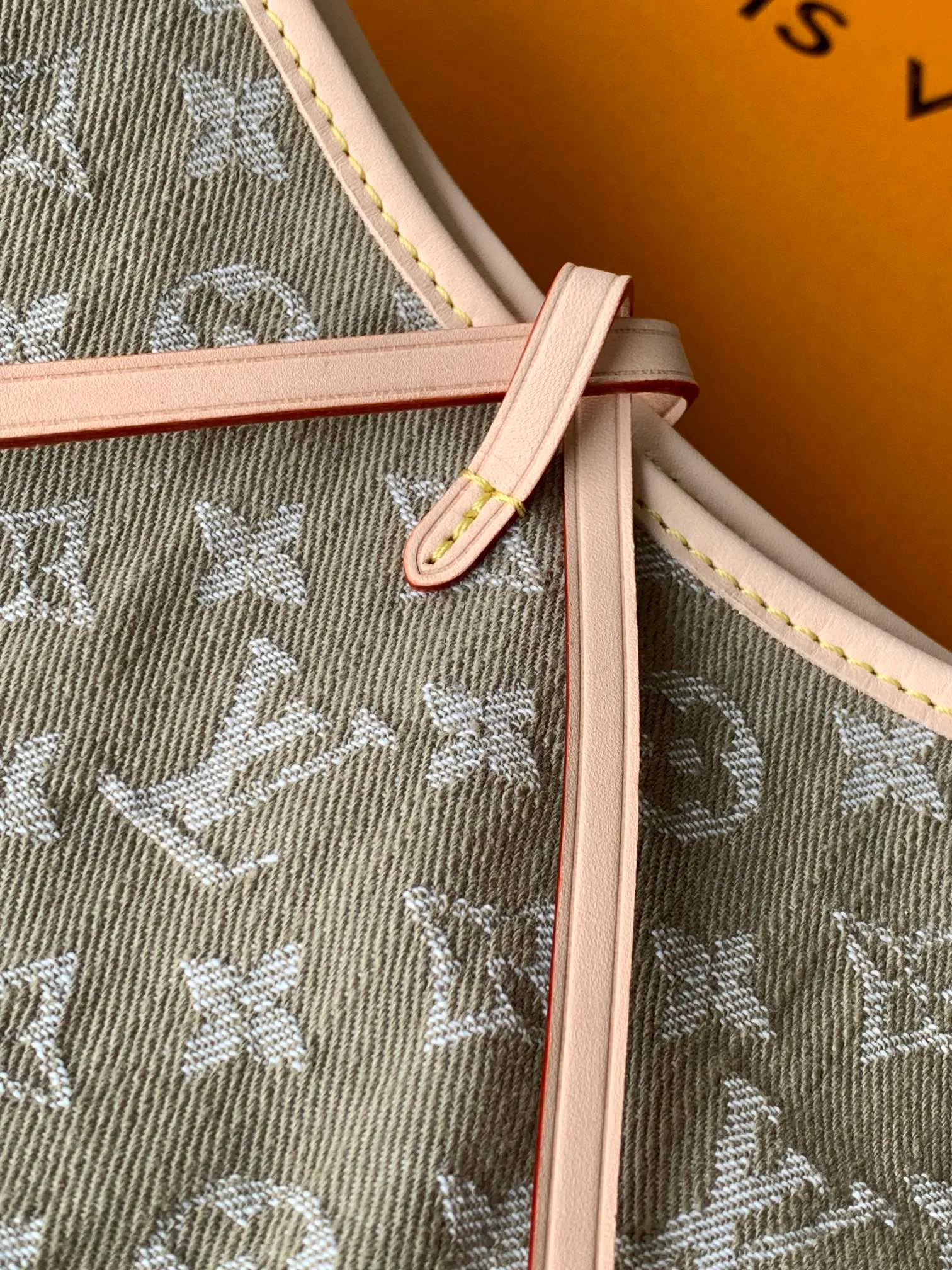 Сумки На Ремне Женские Louis Vuitton 13435276