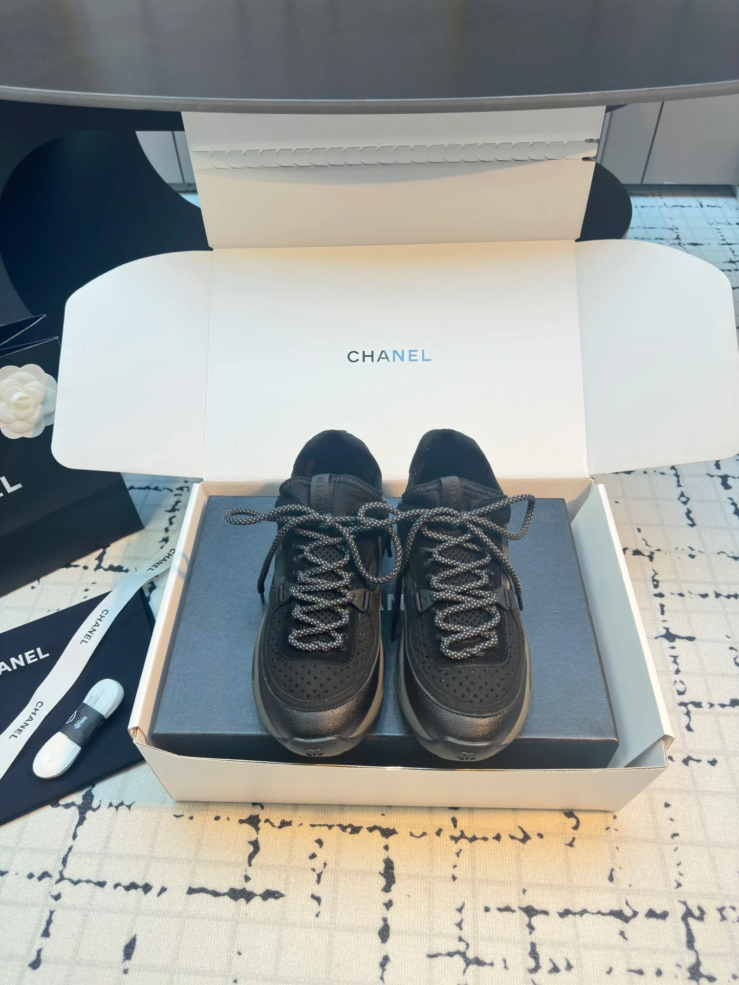 Кроссовки Женские Chanel 9873441