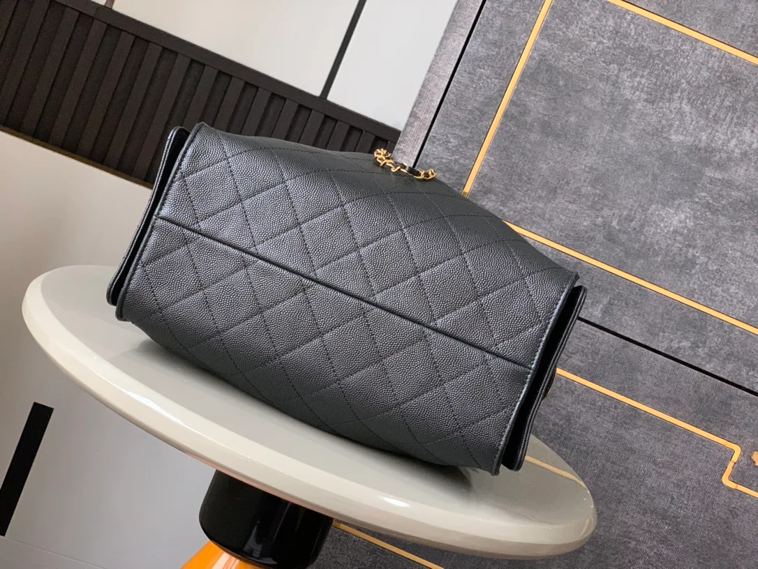 Сумки На Ремне Женские Chanel 12957382