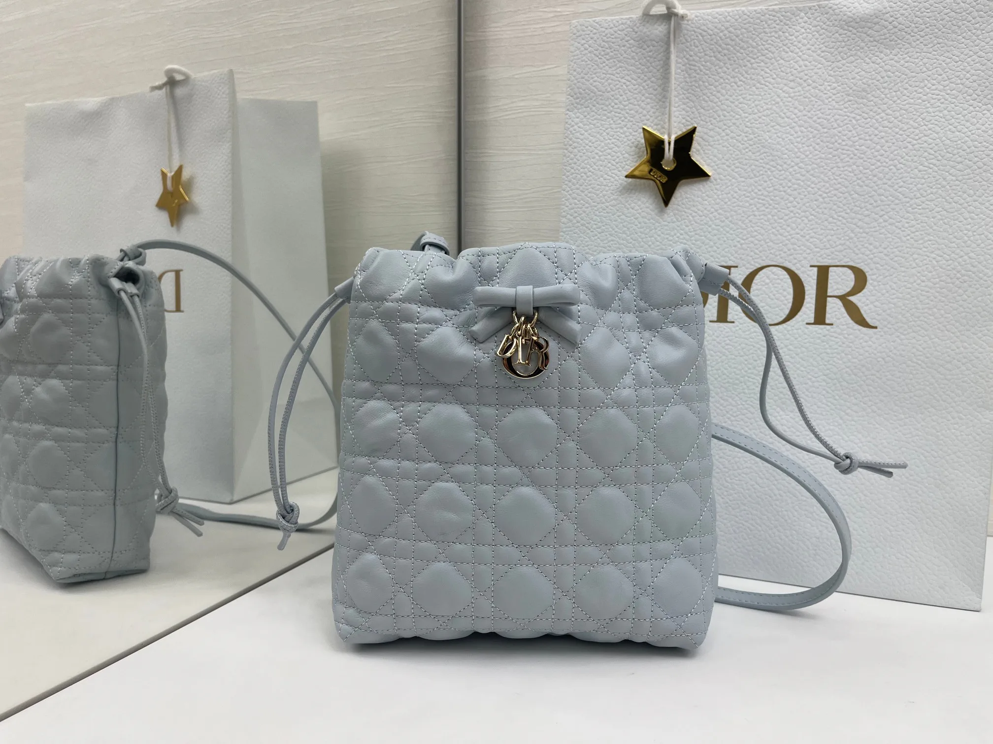 Классические Сумки Женские Christian Dior 12817865