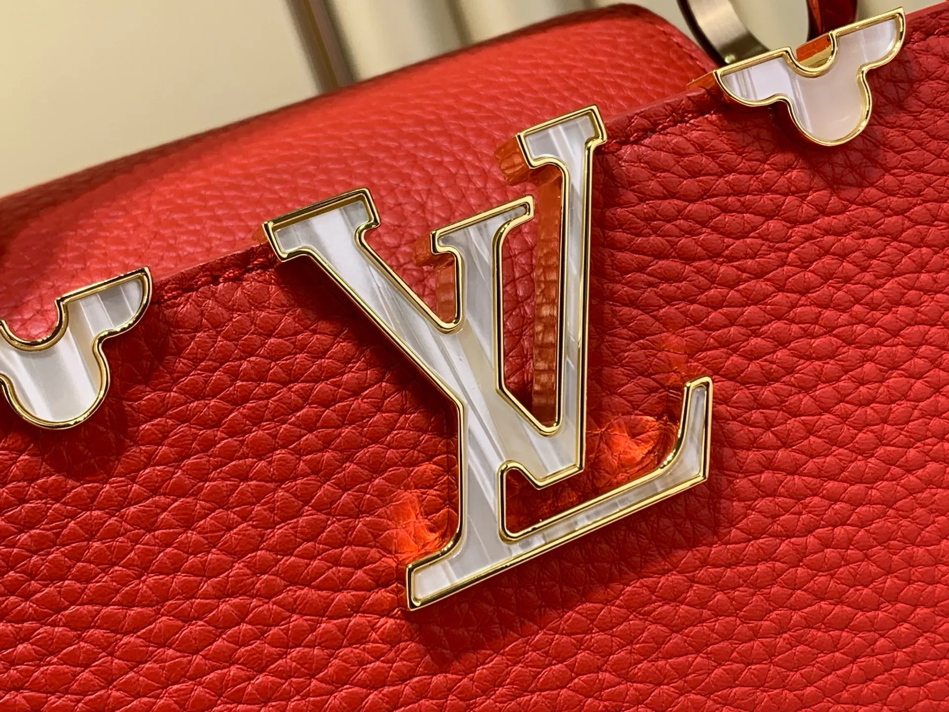 Классические Сумки Женские Louis Vuitton 17499354