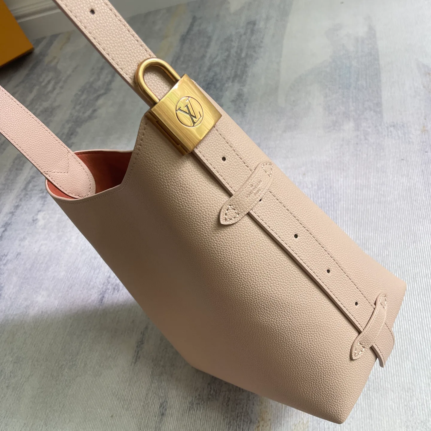 Сумки На Ремне Женские Louis Vuitton 1493134
