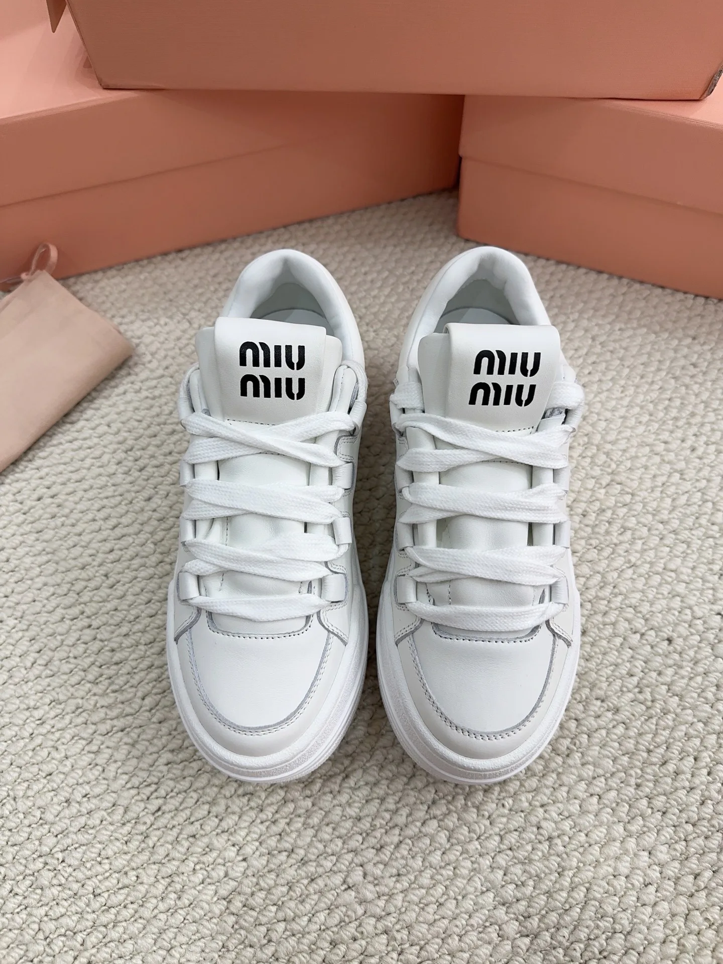 Кроссовки Женские Miu Miu 18041139
