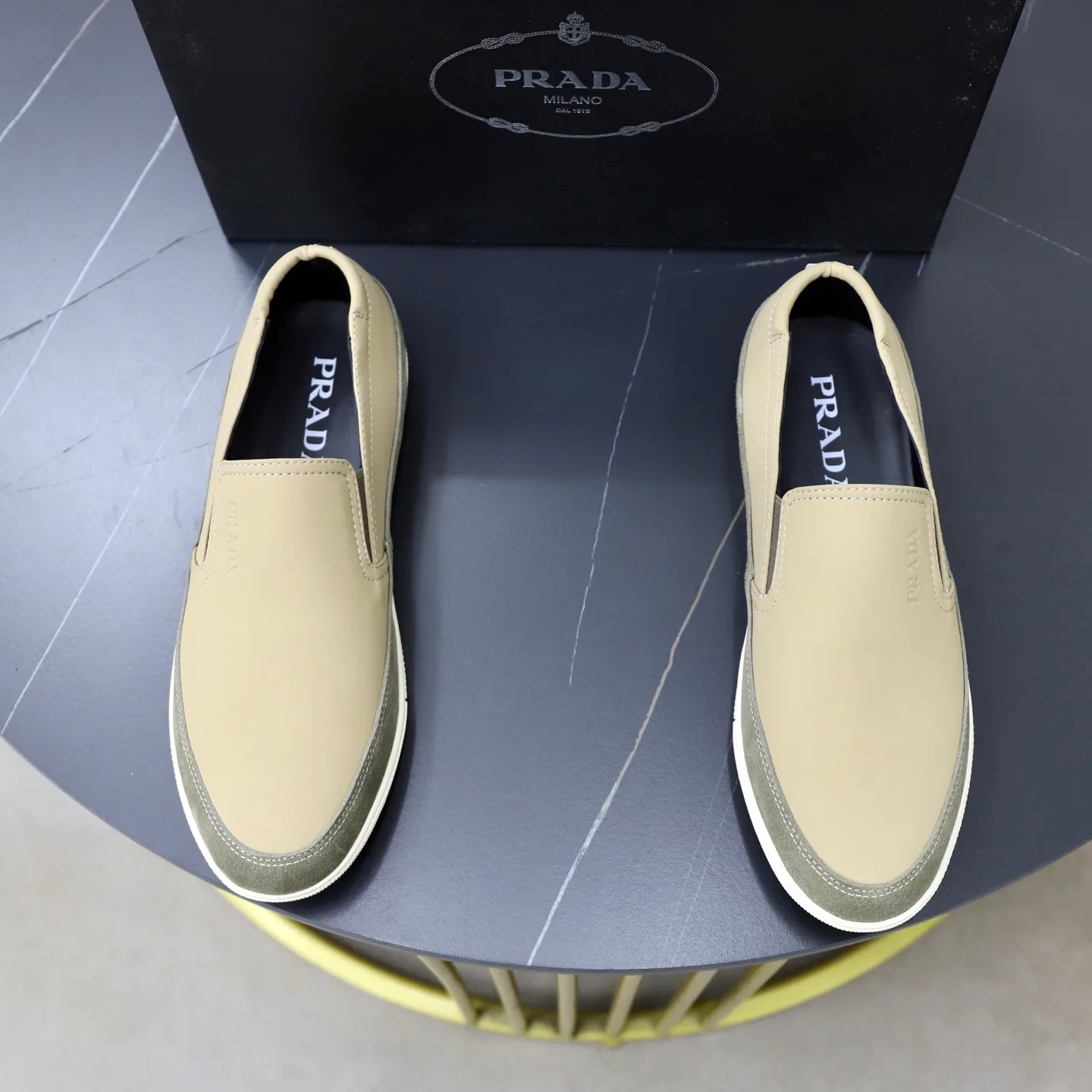 Кроссовки Мужские Prada 13563467