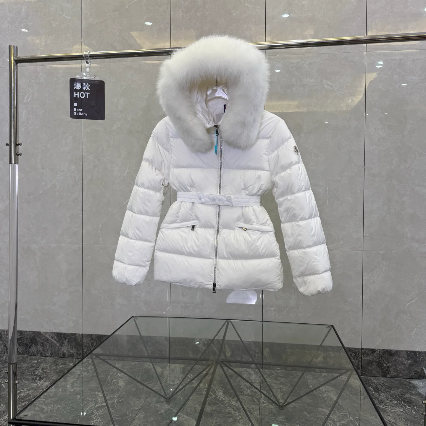 Куртки И Пуховики Женские Moncler 17949894