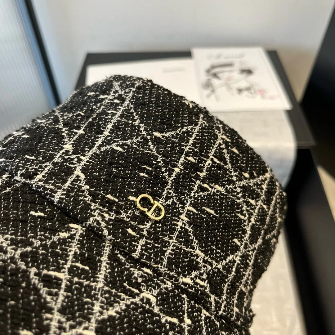 Головные Уборы Christian Dior 91032